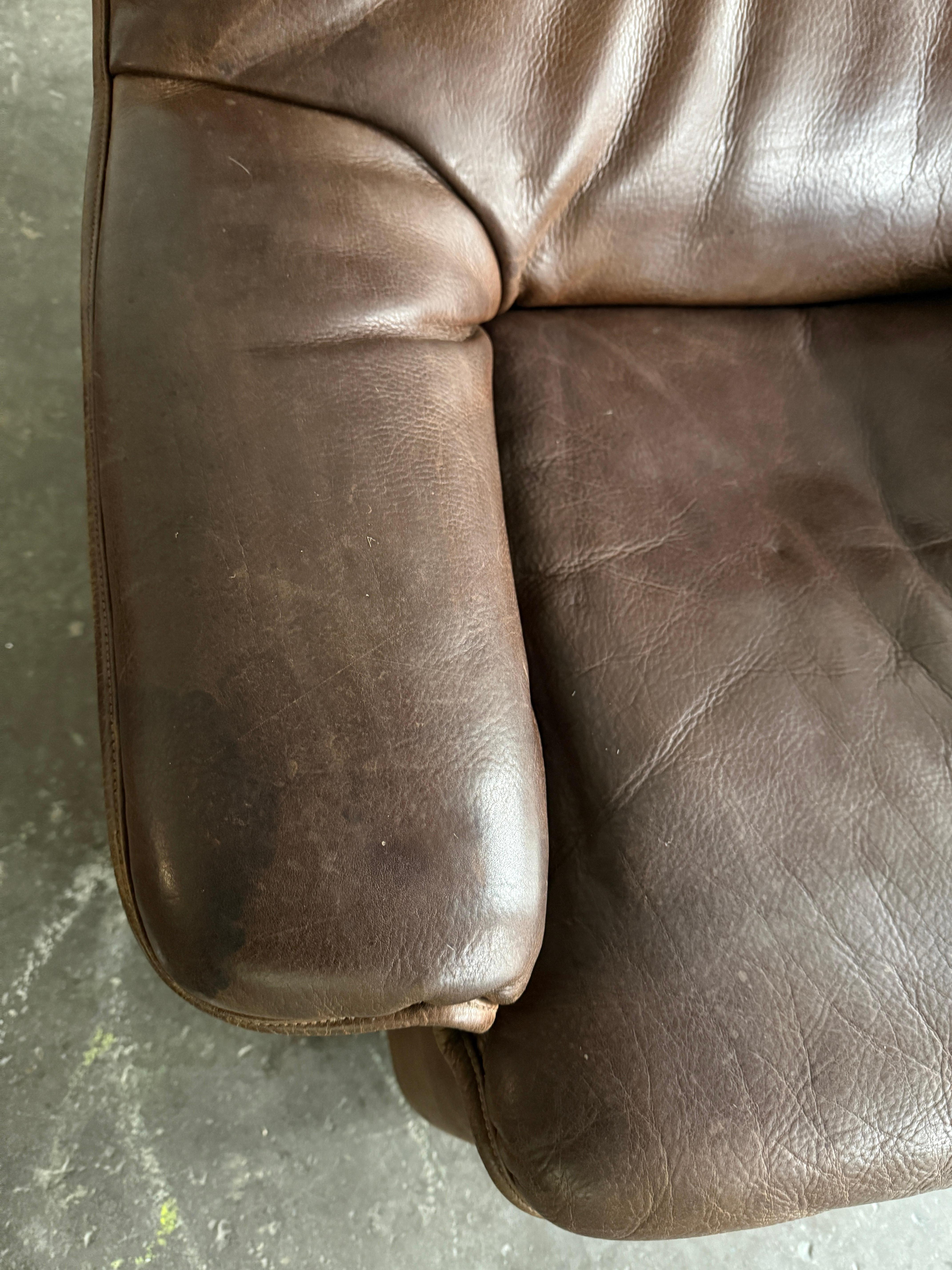 Late 20th Century DS-63 De Sede Buffalo Leather Club Chair For Sale