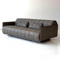 DS-69 Leather Sleeper Sofa by De Sede