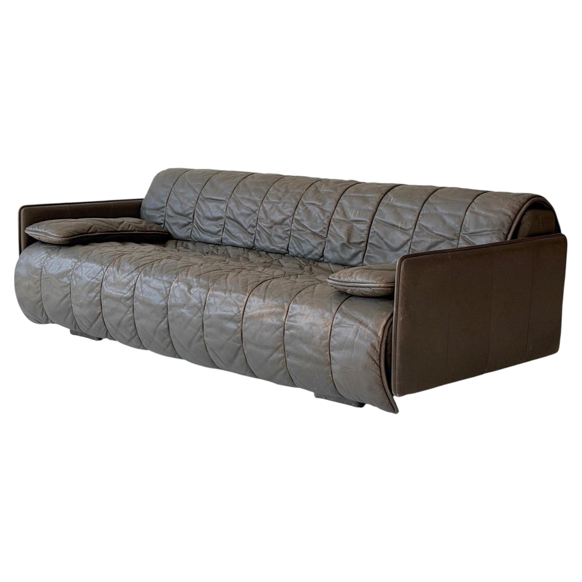 DS-69 Leather Sleeper Sofa by De Sede