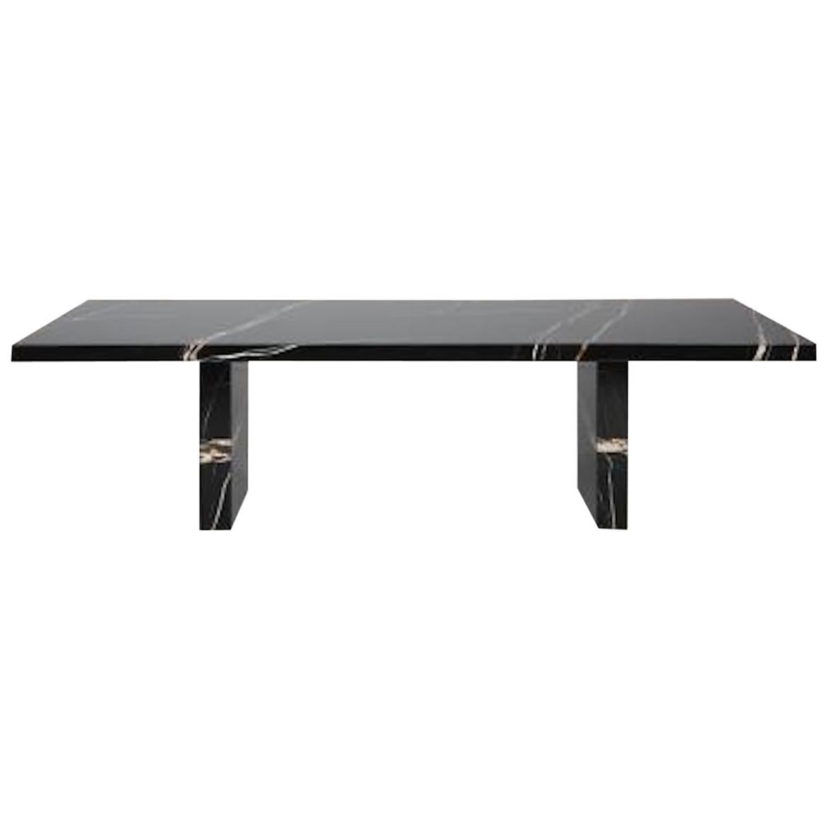 En vente : Multi (STONE Sahara Noir) Table de salle à manger longue personnalisable DS-788 en marbre, granit ou quartz par De Sede