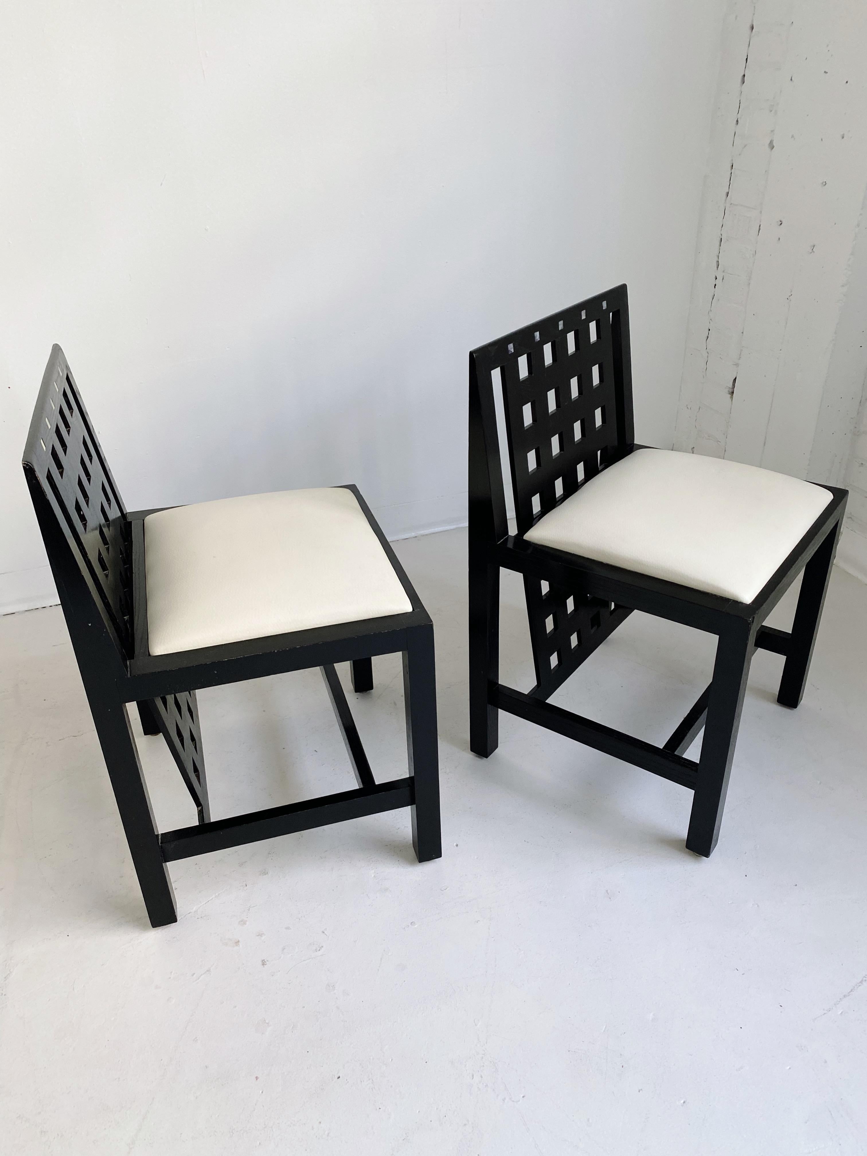 DS1 Table & 4 DS3 Chairs Dining Set by Charles Rennie Mackintosh for Cassina 6