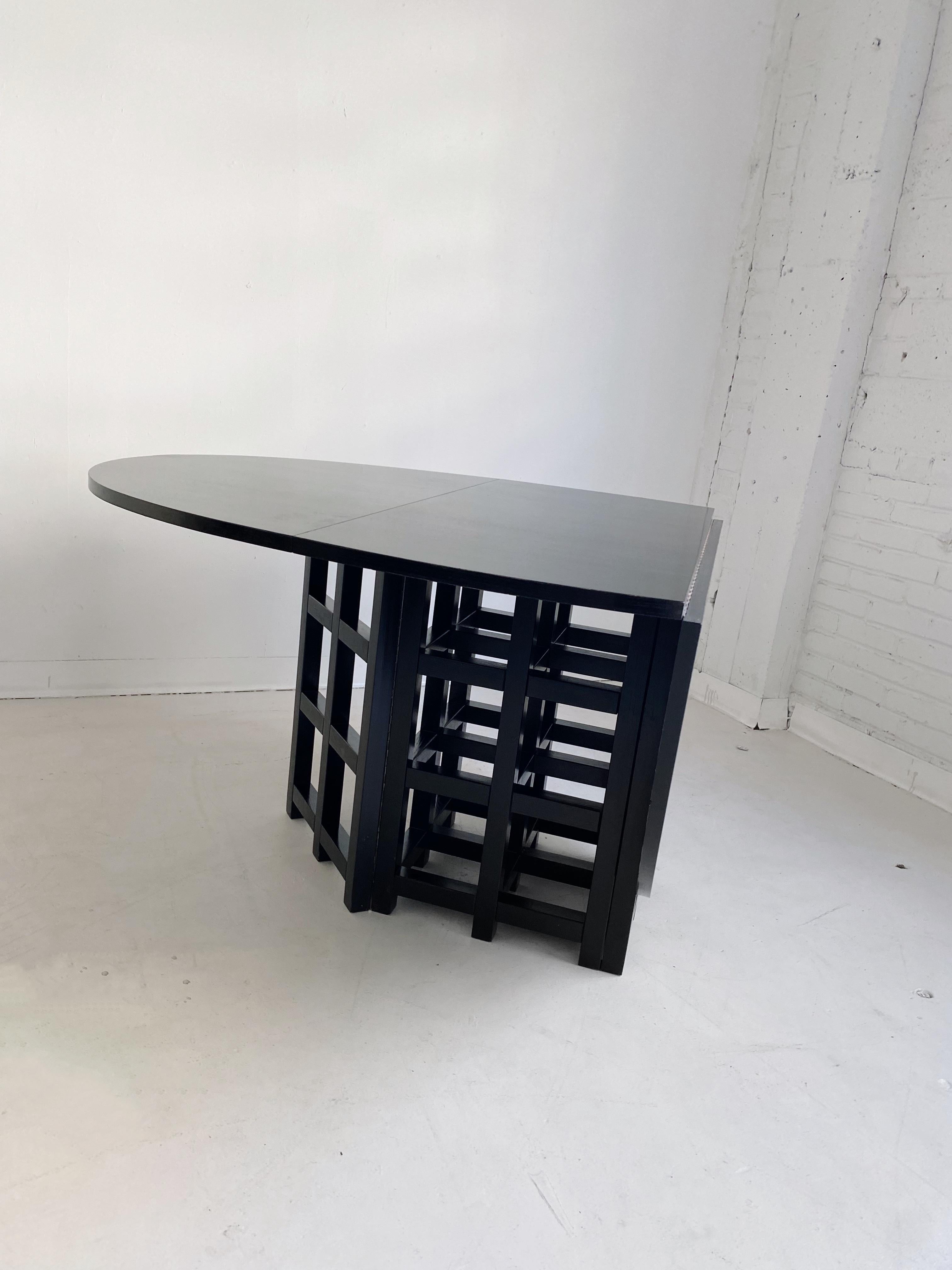 DS1 Table & 4 DS3 Chairs Dining Set by Charles Rennie Mackintosh for Cassina In Good Condition In Outremont, QC
