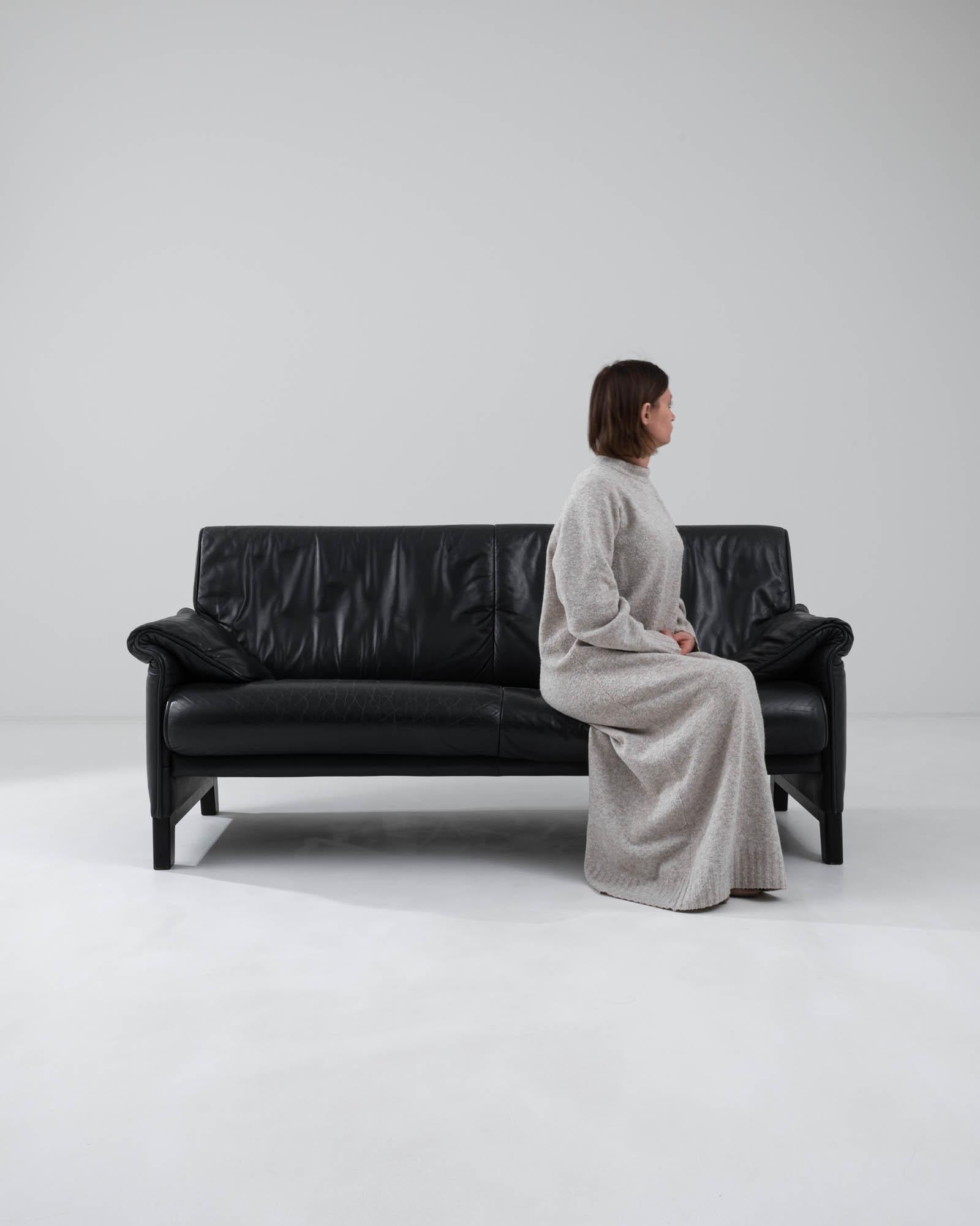 Mid-Century Modern DS14 De Sede 20th Century Leather Sofa For Sale
