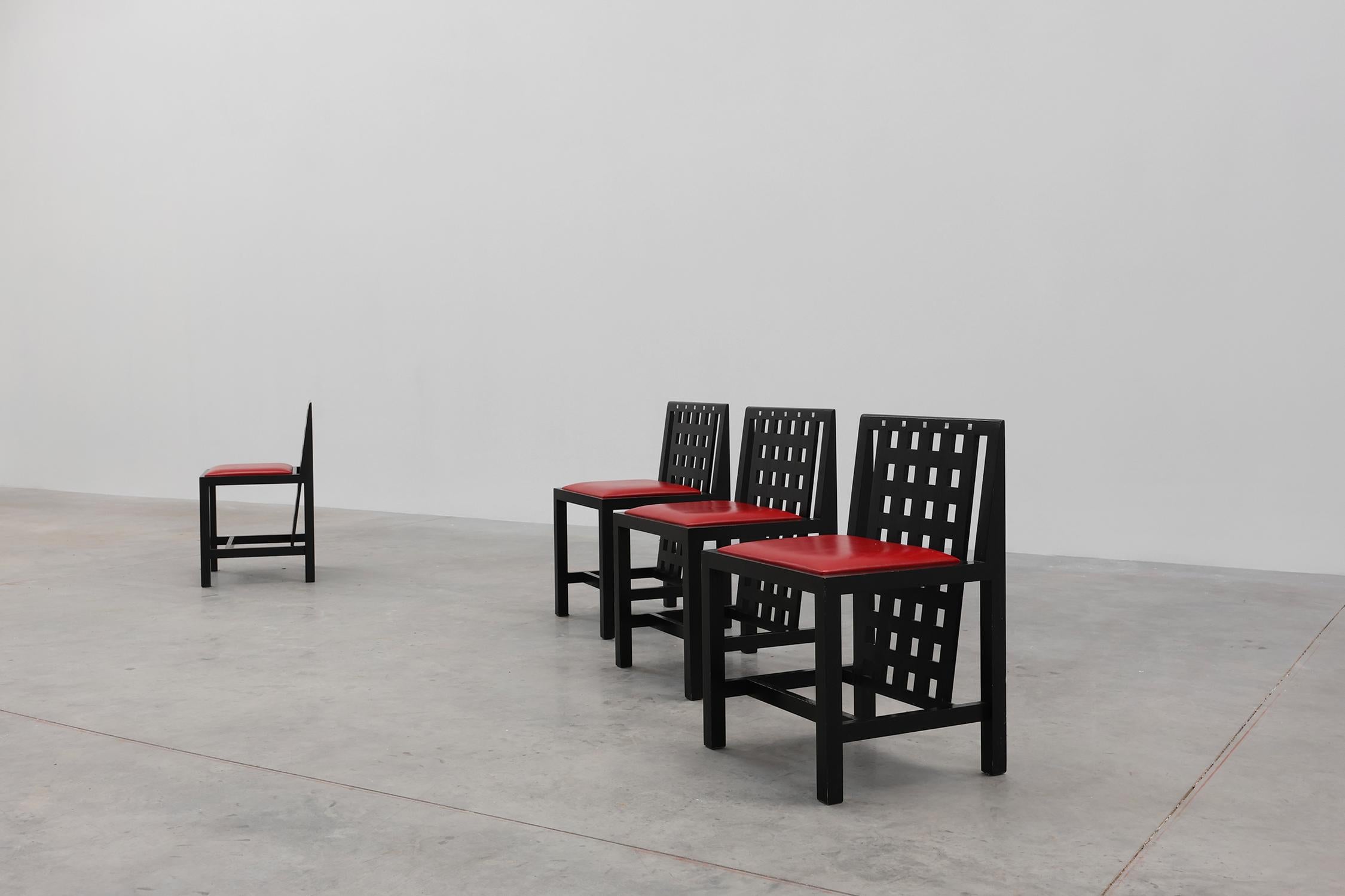 Legno Sedie da pranzo DS3 di Charles Rennie Mackintosh per Atelier International in vendita