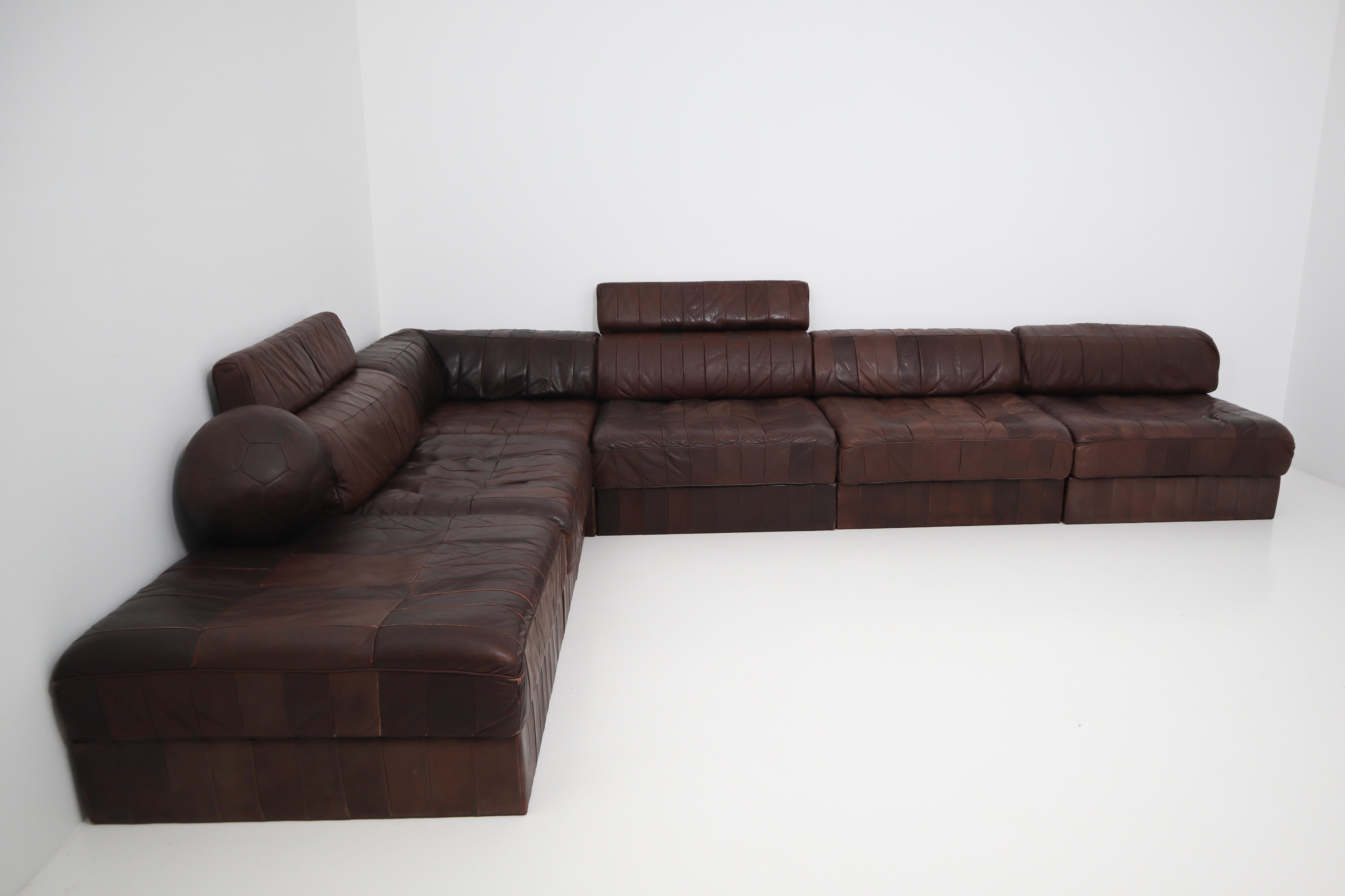 DS88 Modular Brown-Cognac Leather Patchwork Sofa for De Sede, Switzerland 3