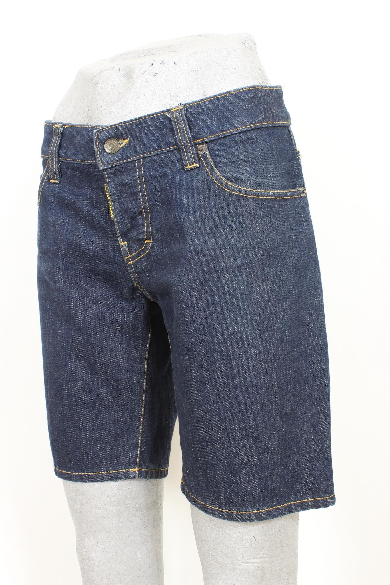 Dsquared Bleu Pantalon court en coton Denim 2000s Excellent état - En vente à Brindisi, Bt