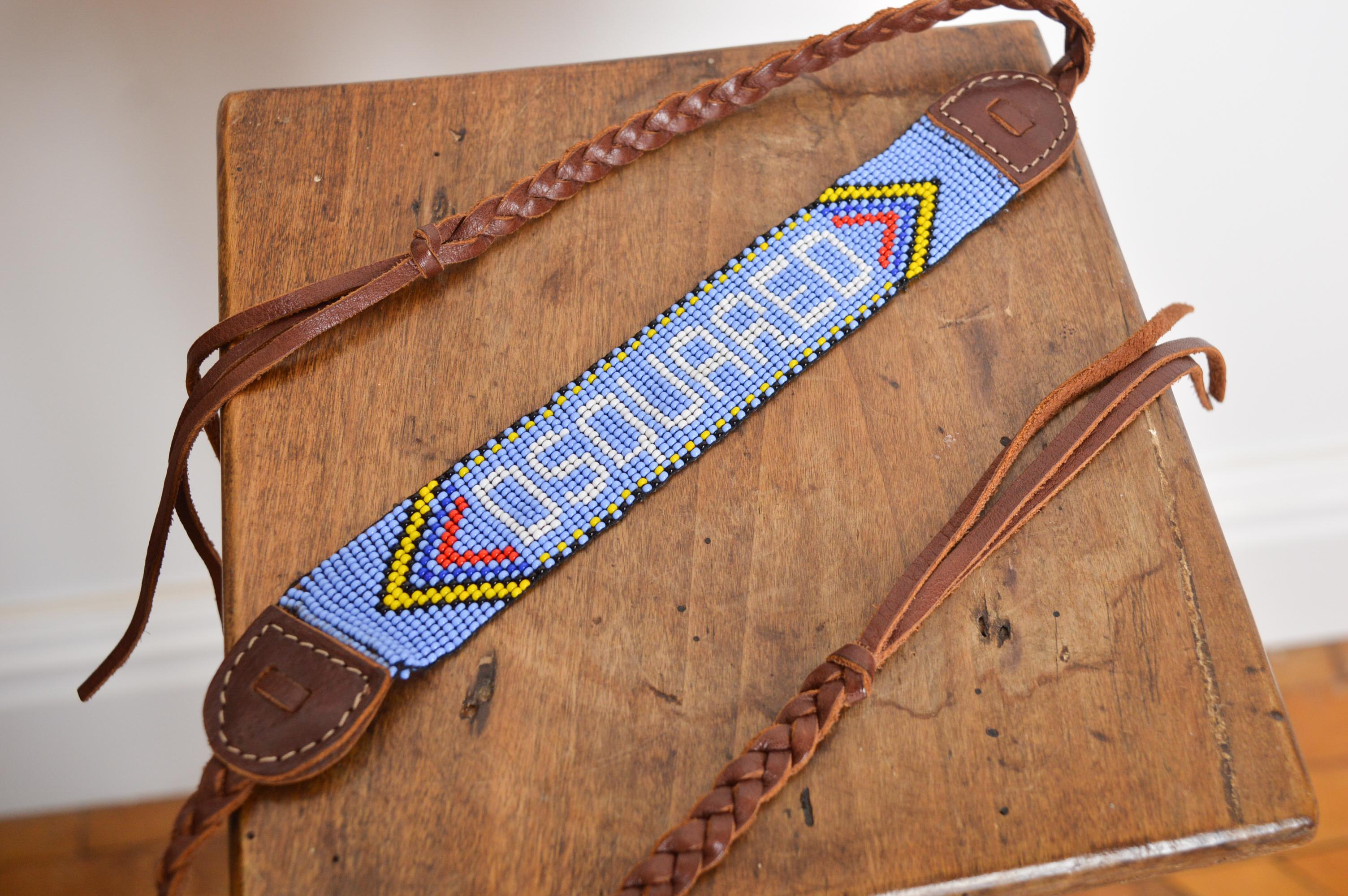 Beige DSquared Collier en cuir à franges perlées à la main pour Amérindiens en vente