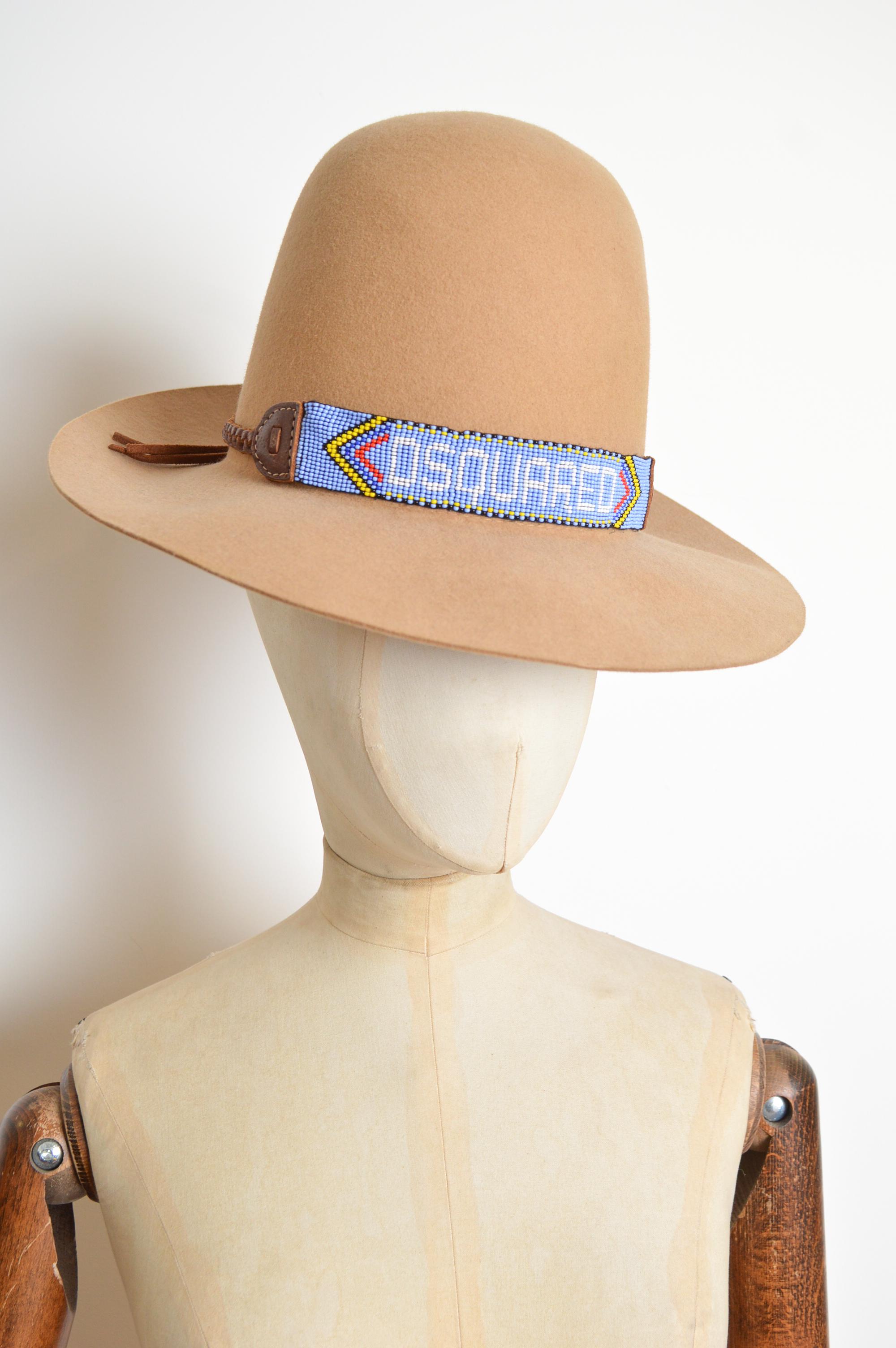 DSquared Collier en cuir à franges perlées à la main pour Amérindiens Bon état - En vente à Sheffield, GB