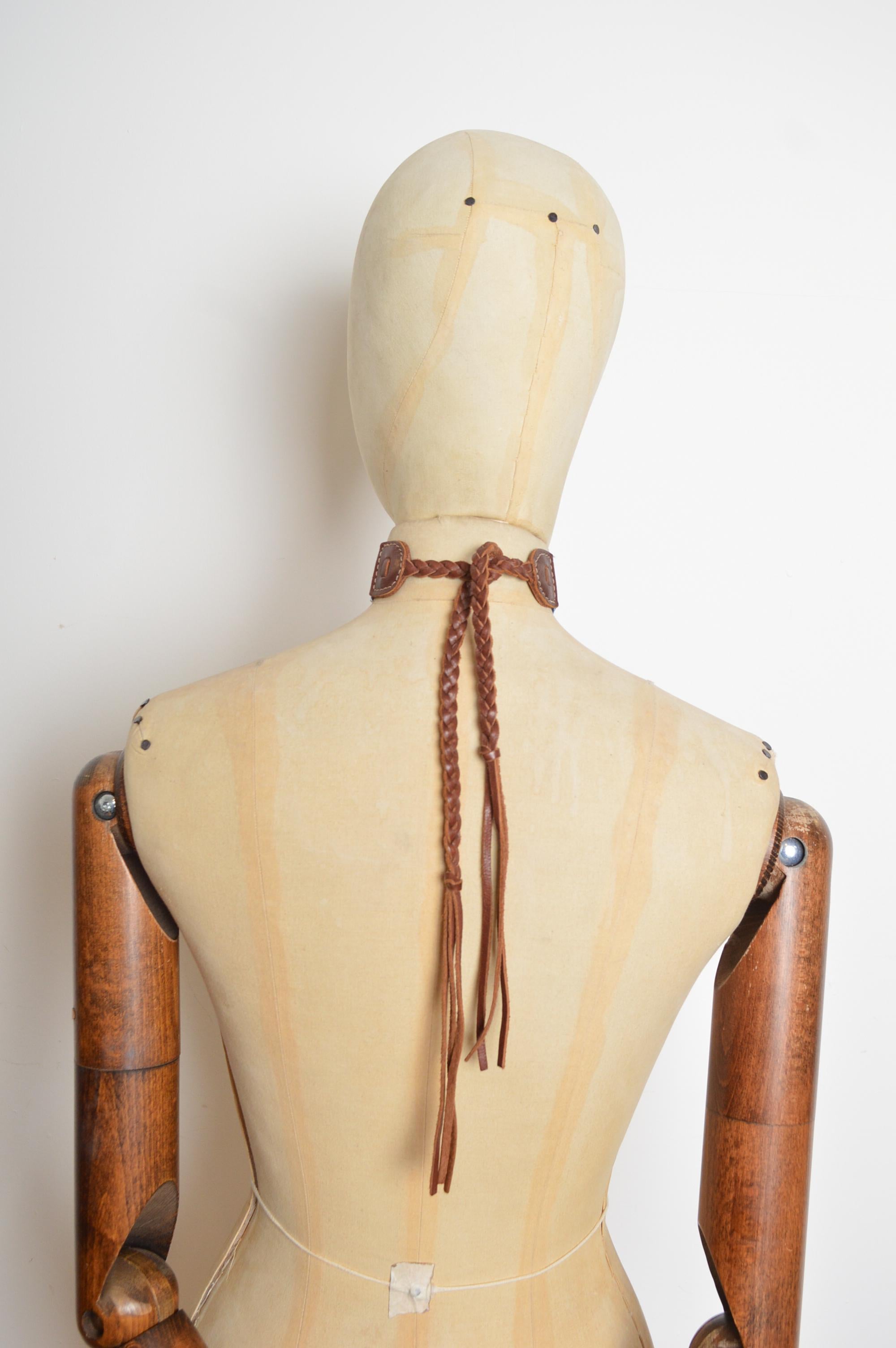 DSquared Collier en cuir à franges perlées à la main pour Amérindiens en vente 3