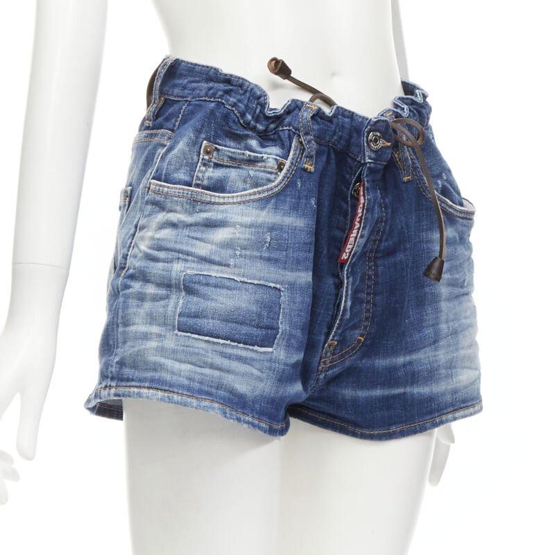 Gris DSQUARED2 - Short en jean fleuri avec cordon de serrage et étiquette à logo, taille IT34 XXS, 2020 en vente
