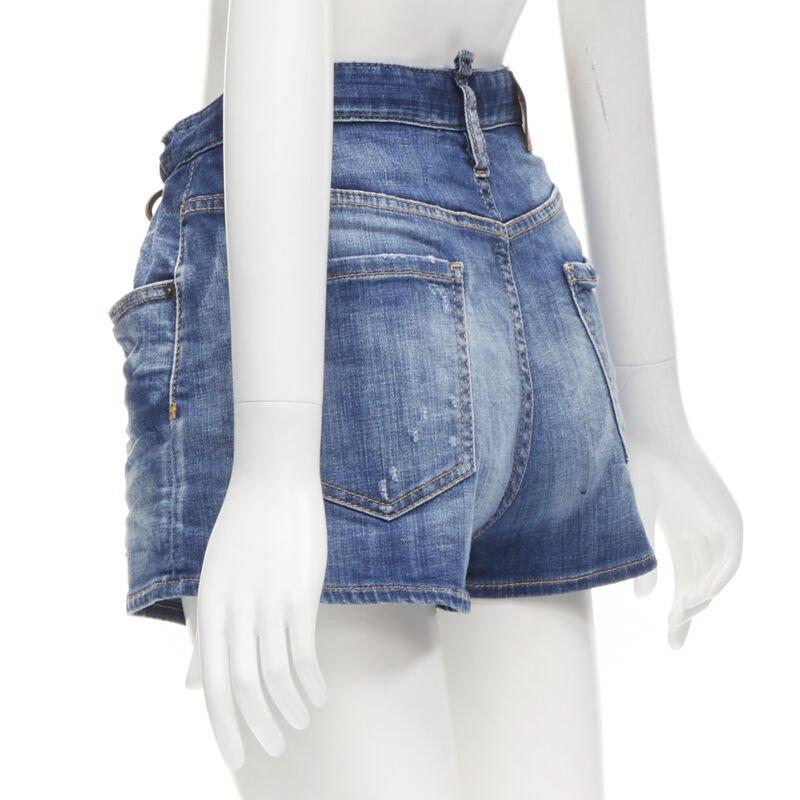 DSQUARED2 - Short en jean fleuri avec cordon de serrage et étiquette à logo, taille IT34 XXS, 2020 en vente 1