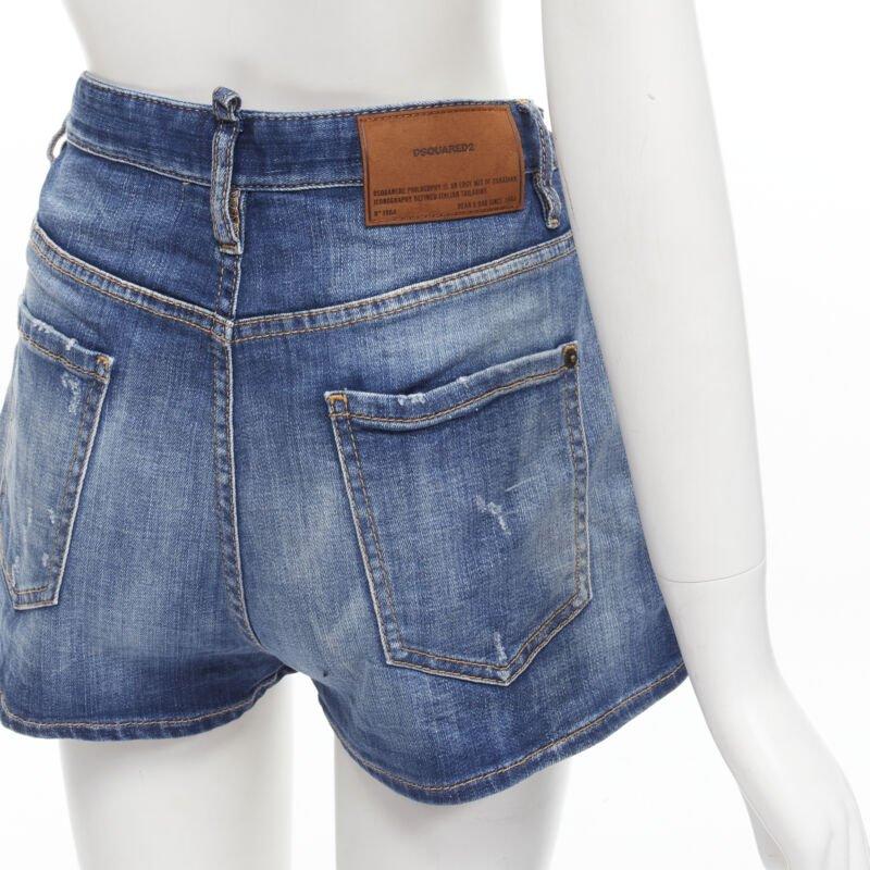 DSQUARED2 - Short en jean fleuri avec cordon de serrage et étiquette à logo, taille IT34 XXS, 2020 en vente 2