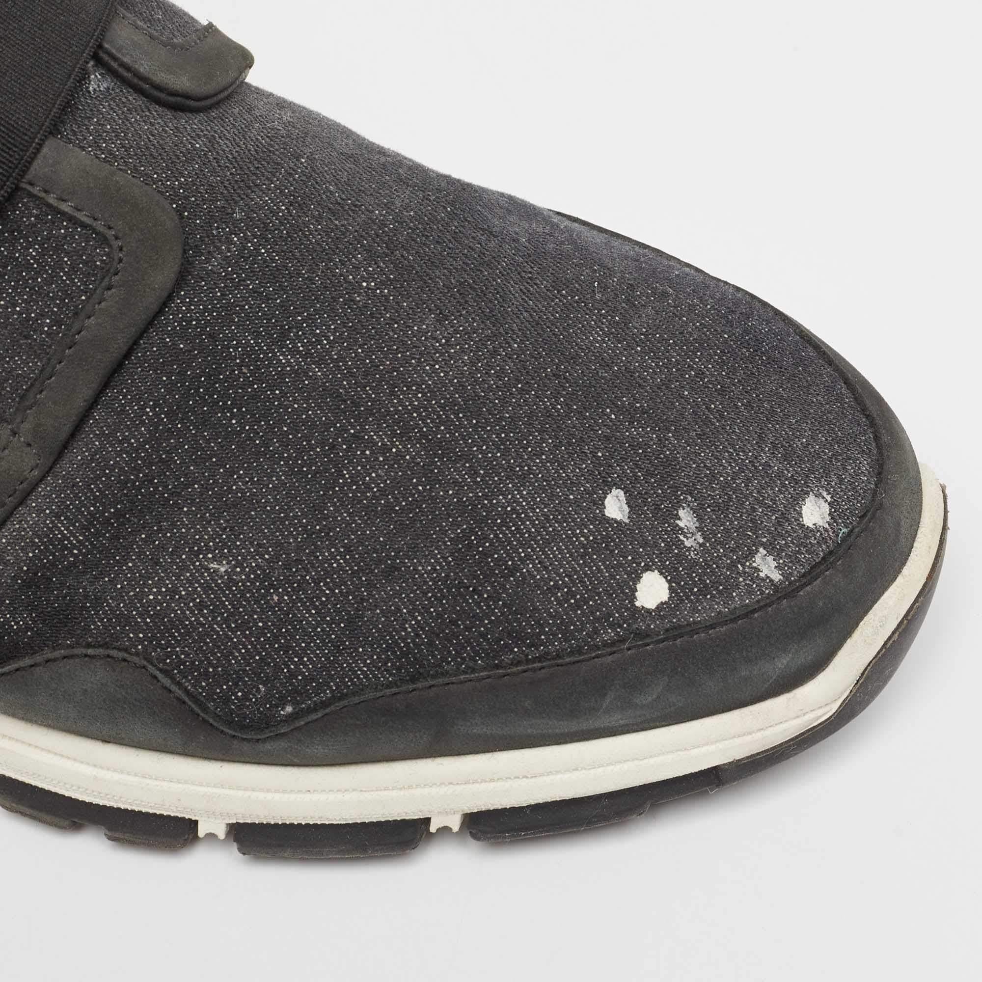 Baskets Dsquared2 en toile noire, taille 43 en vente 2