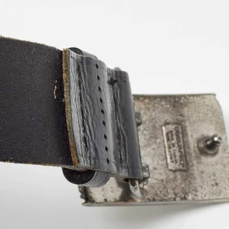 Dsquared2 Black Leather Logo Plague Buckle Belt M Pour hommes en vente