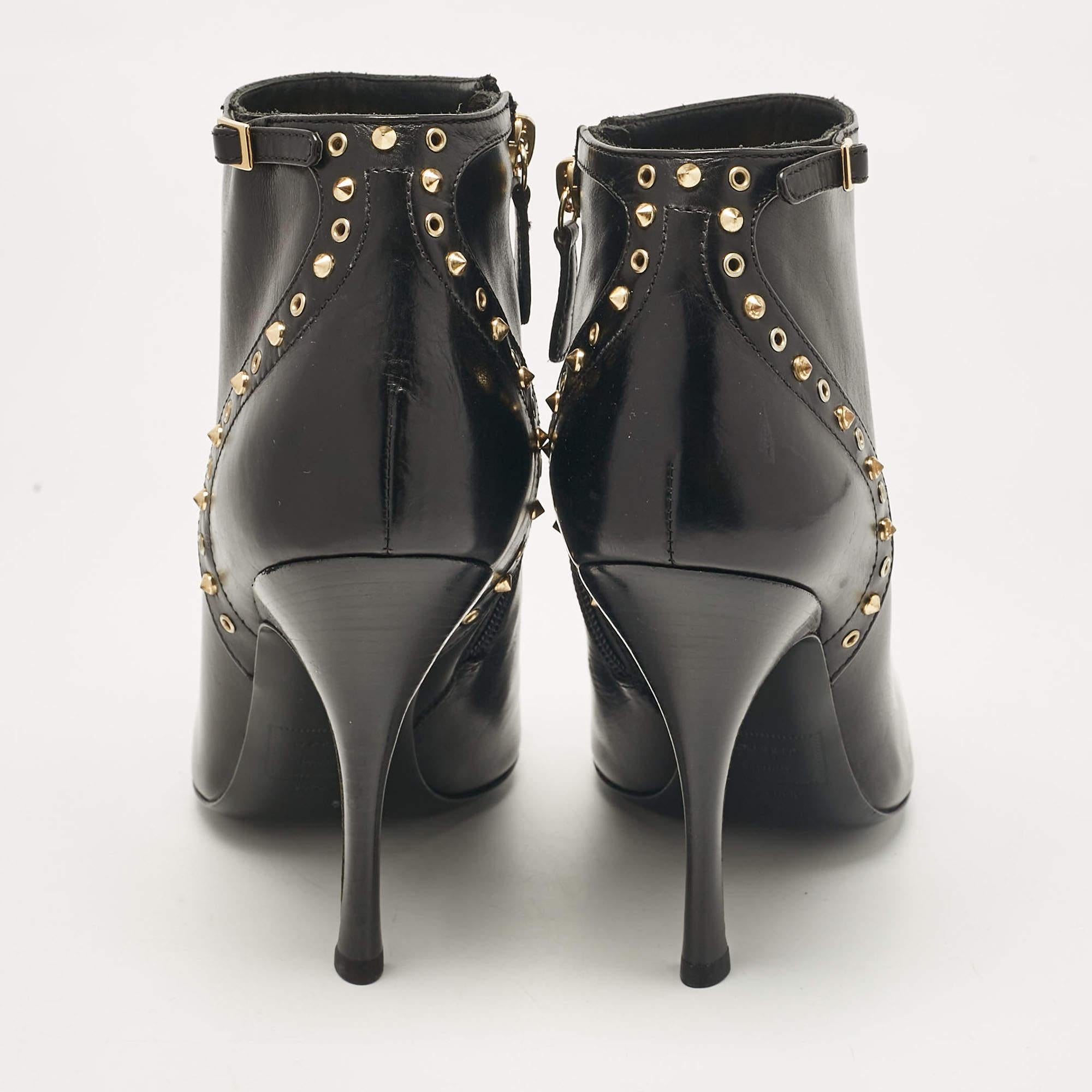 Dsquared2 Bottines cloutées en cuir noir Taille 40 Pour femmes en vente