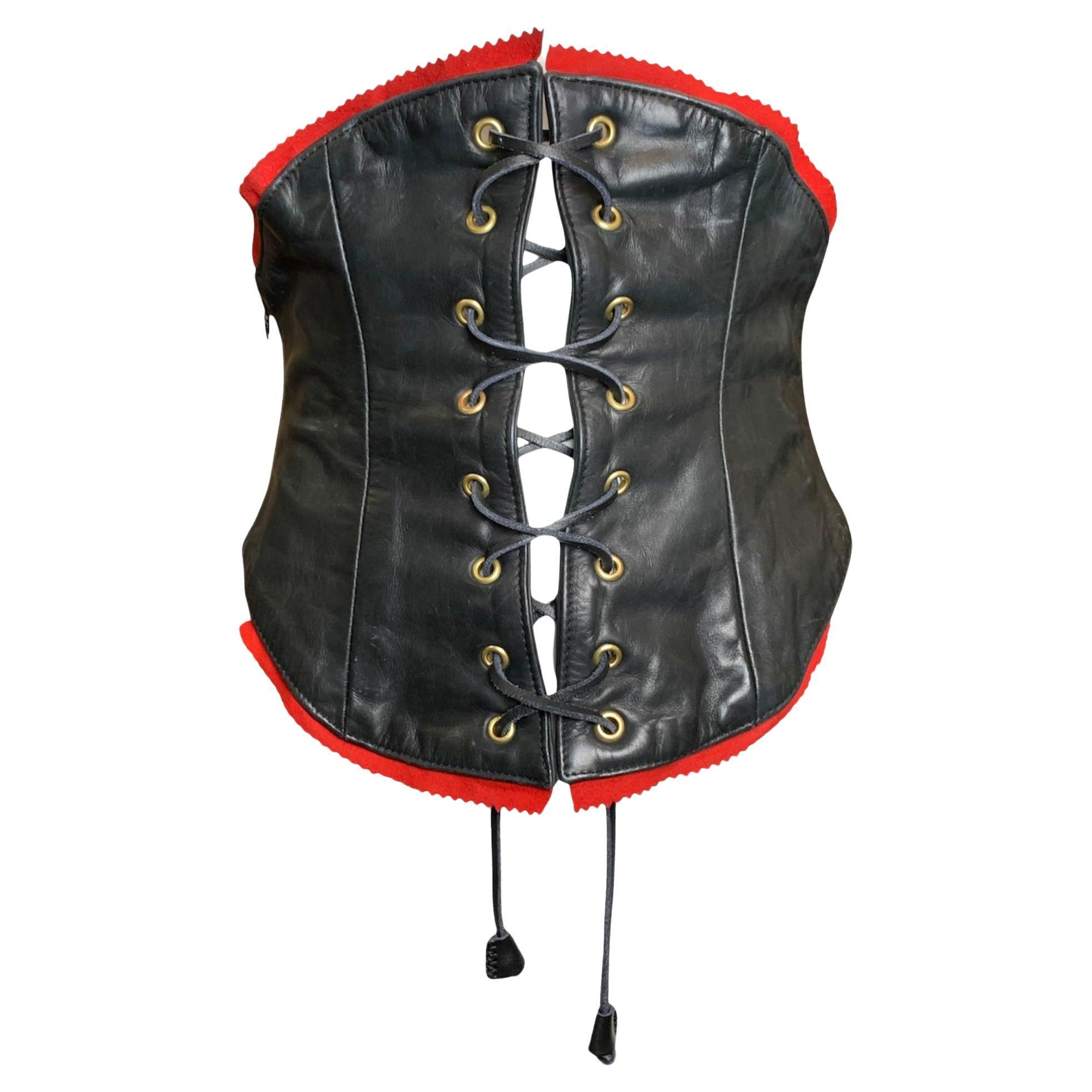 Dsquared2 Schwarzes & rotes Leder Korsett-Bustier im Angebot