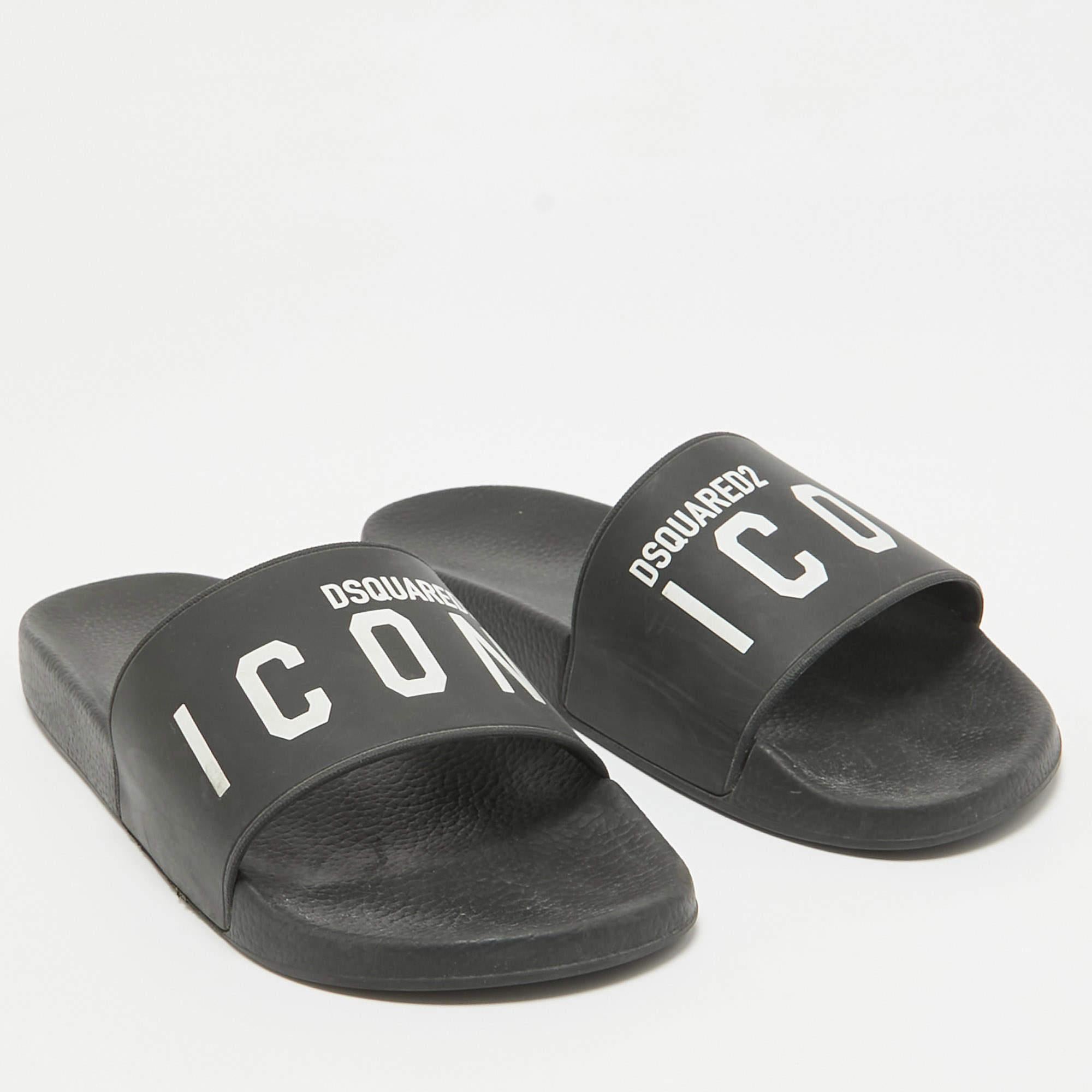 Dsquared2 Sandales en caoutchouc noir Taille 44 Bon état - En vente à Dubai, Al Qouz 2