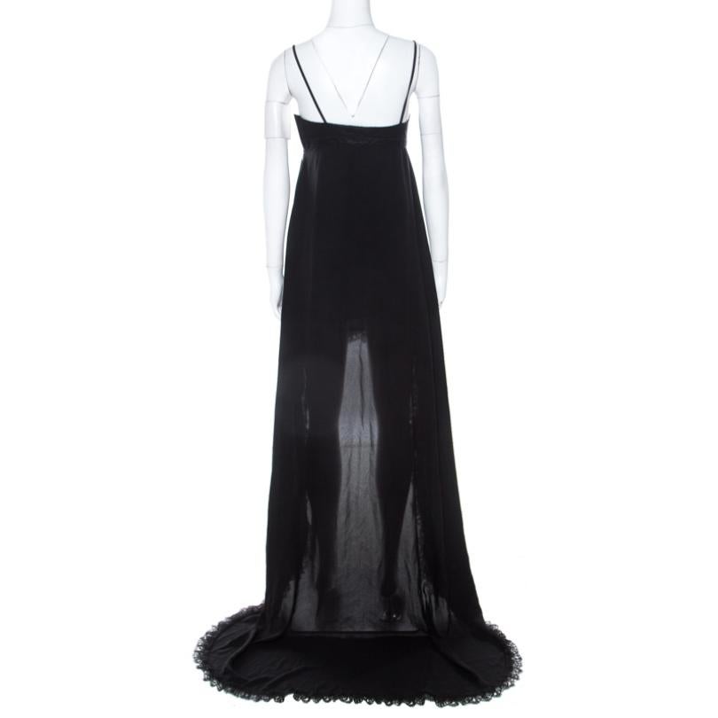 This Dsquared2 dress is beautifully made from silk into a gorgeous design. The sleeveless creation features a pleated bustier and a high low skirt with lace trims. The black dress is soft and high in appeal.

Includes: The Luxury Closet Packaging

