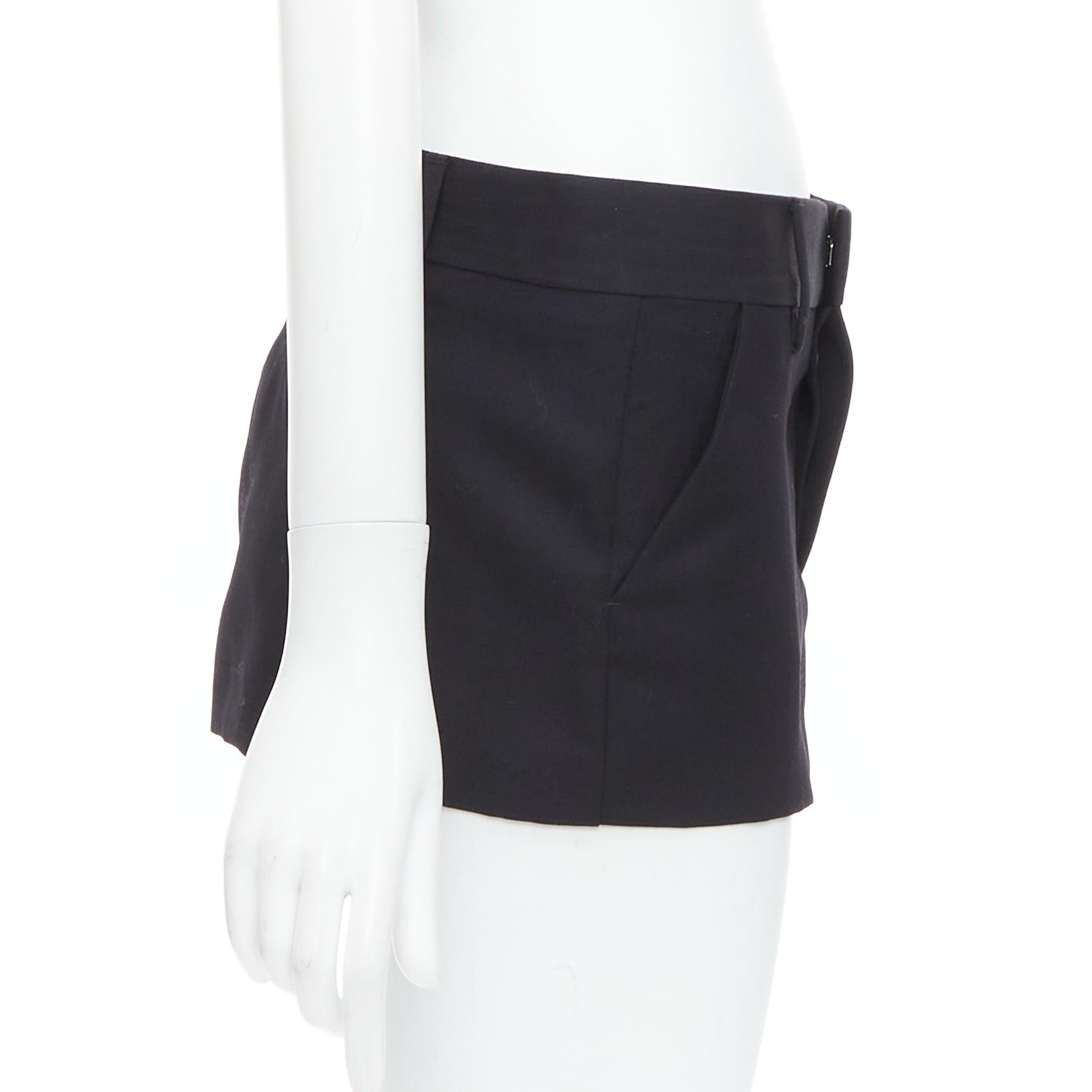 DSQUARED2 super micro-jupe noire en laine vierge avec logo IT36 XXS Excellent état - En vente à Hong Kong, NT