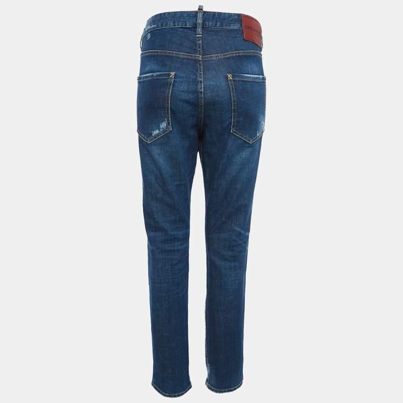 Step into style with these Dsquared2 jeans. Crafted with precision they offer the perfect blend of fashion and comfort making them a must have for any wardrobe.