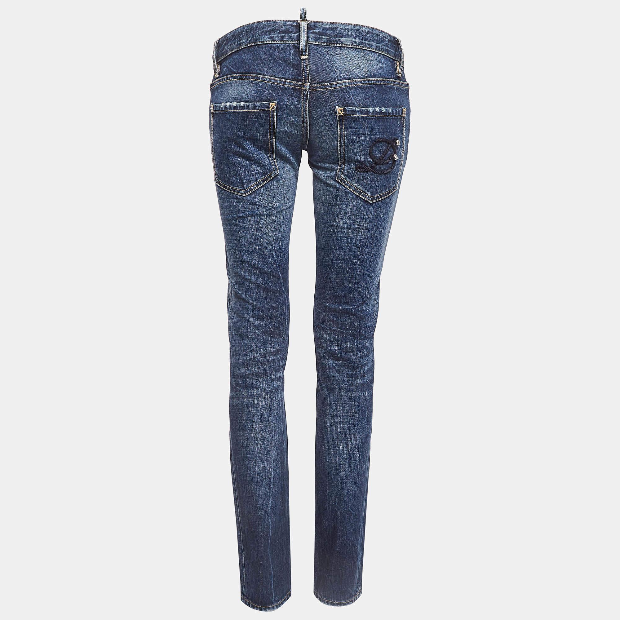 A good pair of jeans always makes the closet complete. This pair of jeans is tailored with such skill and style that it will be your favorite in no time. It will give you a comfortable stylish fit.