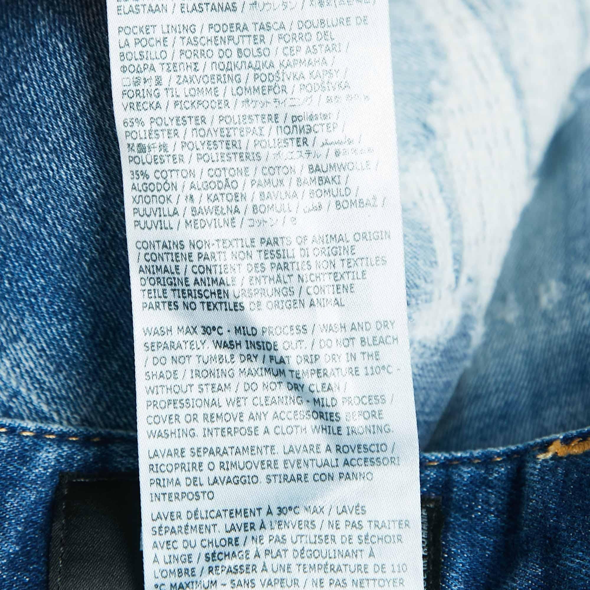 Dsquared2 Jeans bleu délavé à la taille 31 po. en vente 1