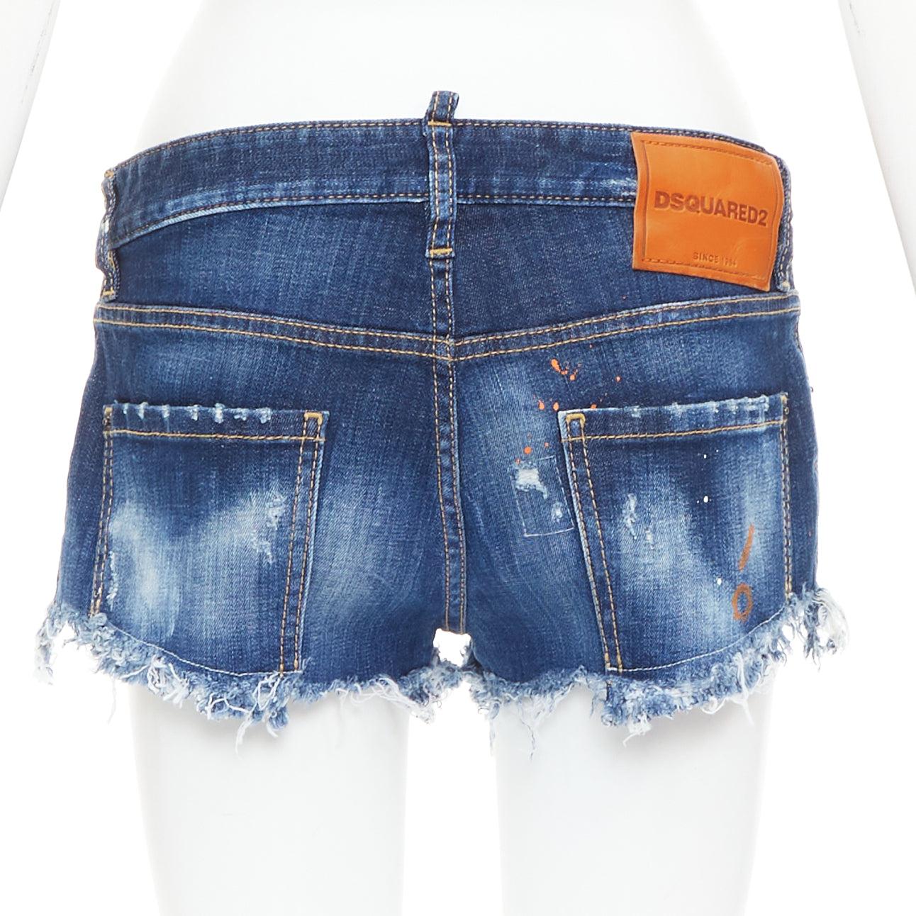 DSQUARED2 dark washed blue distressed painted denim cut off shorts IT38 XS Damen im Angebot