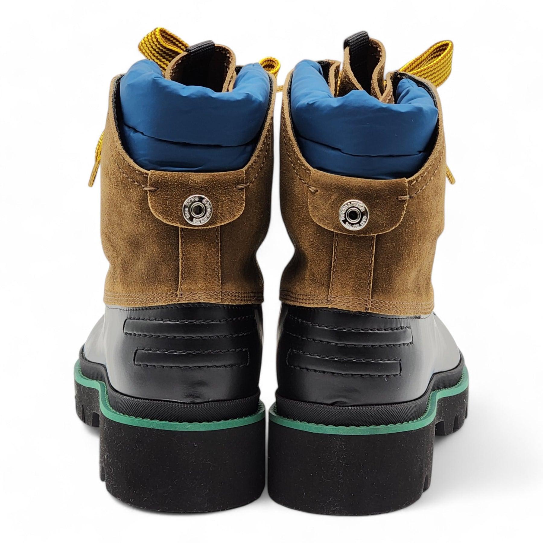 Dsquared2 Duck Boots Leather and Rubber in Black In Excellent Condition For Sale In Los Angeles, CA