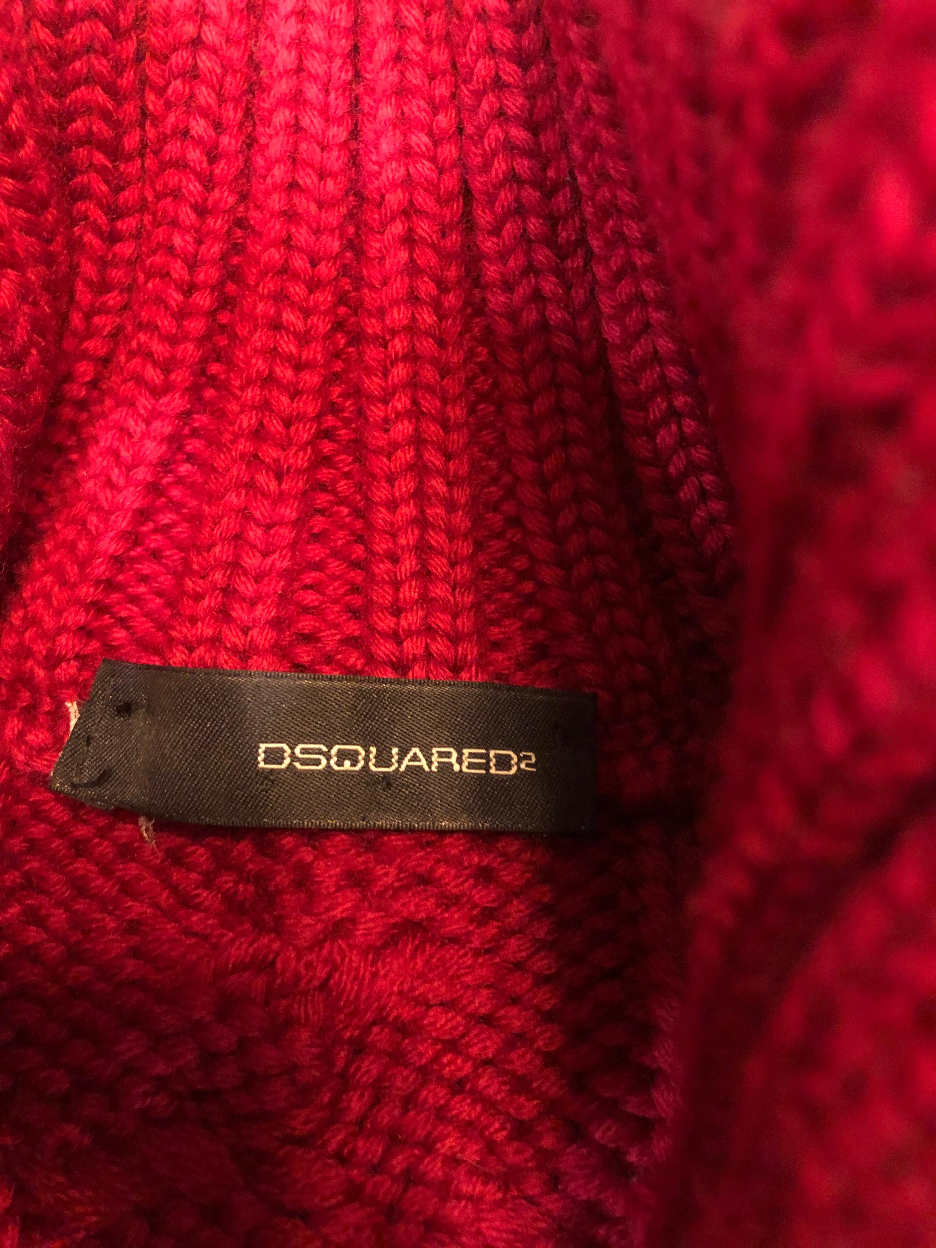 DSquared2 Early 2000s Lipstick Red Wool Sleeveless Cardigan Sweater Vest Top For Sale 8