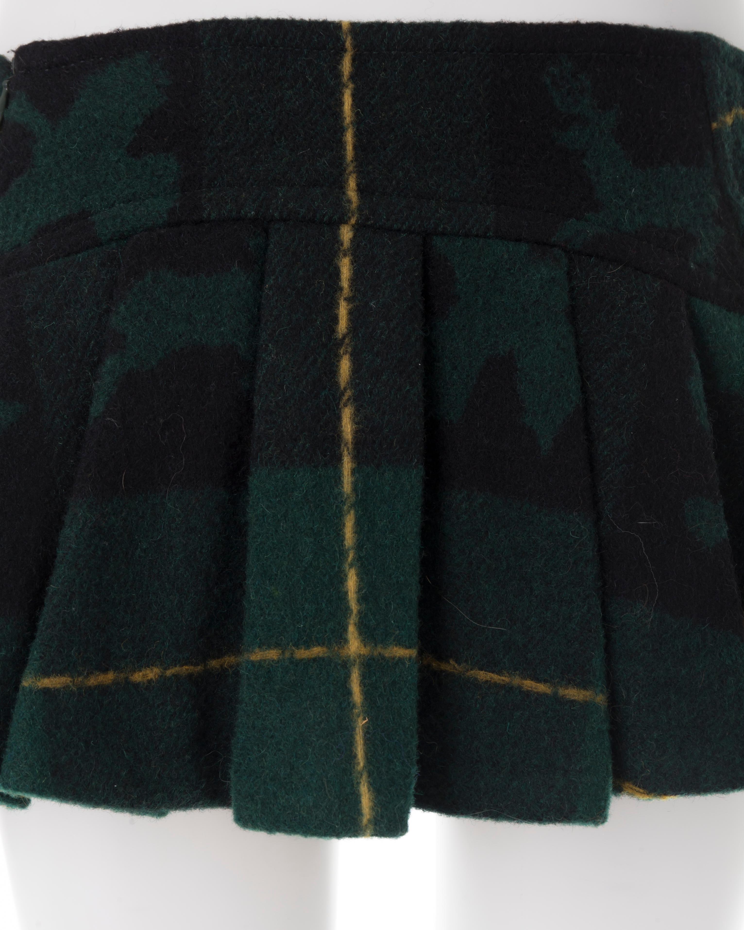 Dsquared2 F/W 2004 green wool flannel micro skirt 2