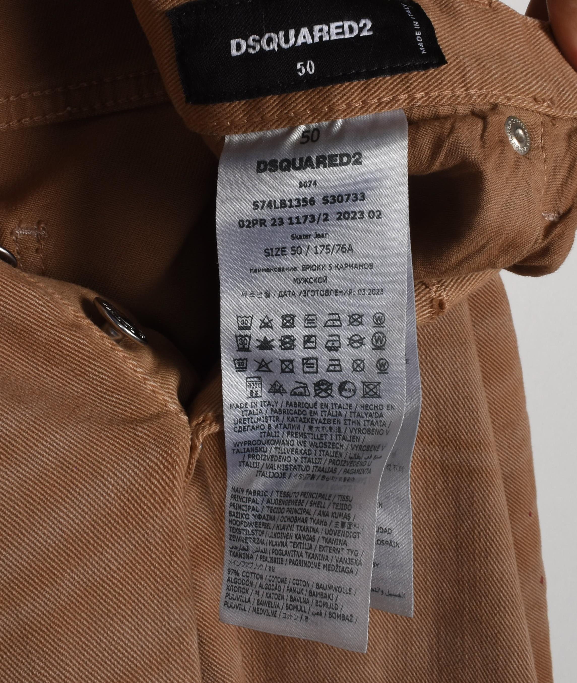 Compruebe mis otros listados. Tiene a la venta mucha más ropa de diseño. Abierto a cualquier oferta.
Artículo en venta 100% original Dsquared2 Tapered Paint Splashed Skater Jean, S1707, KE2
Color: arena
(El color real puede variar un poco debido a