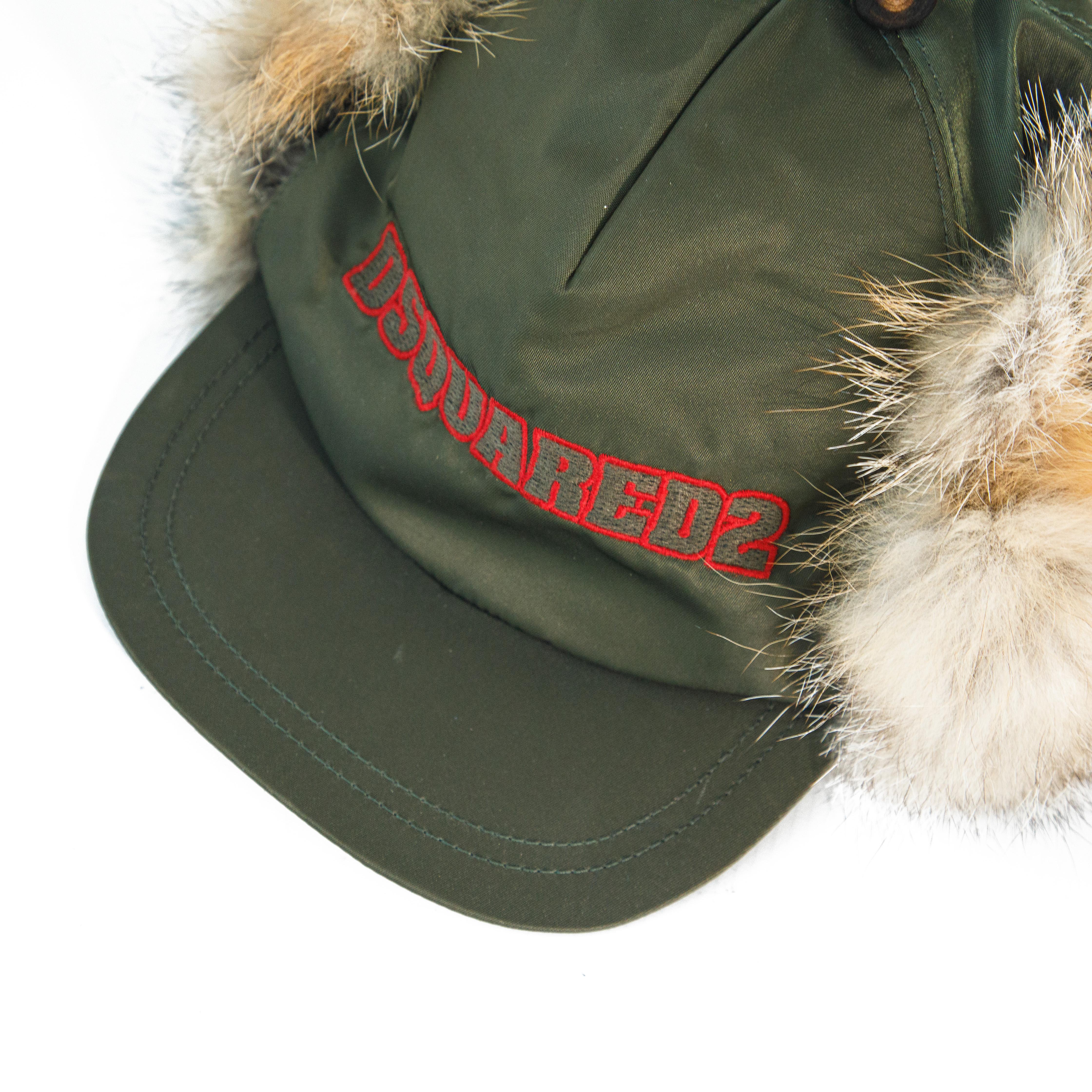 CAP in nylon e pelliccia di volpe Dsquared2 In condizioni ottime a London, GB