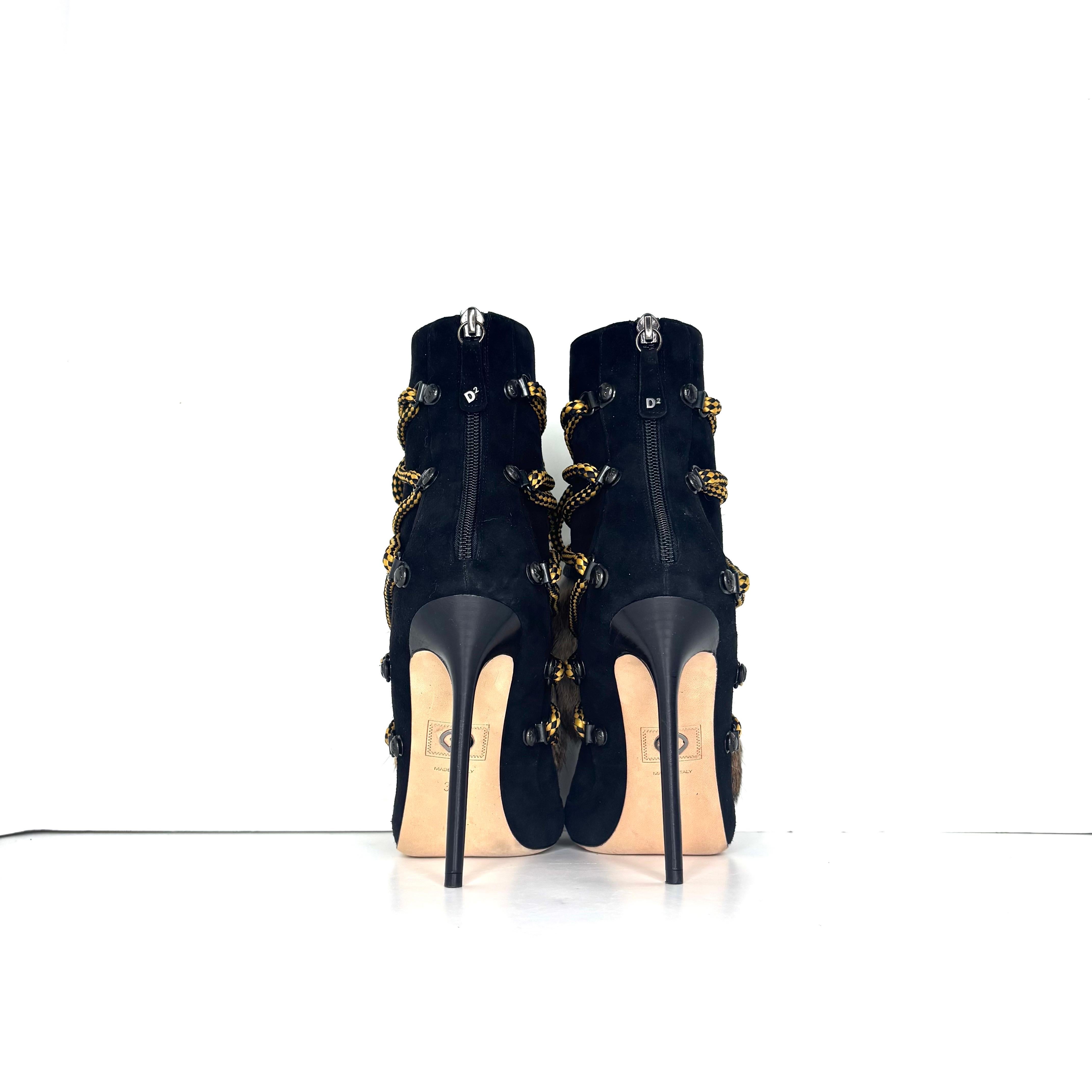 Dsquared2 Rabbit Fur Peep Toe High Heel Boots 37 In condizioni buone in vendita a Mechanicsville, VA