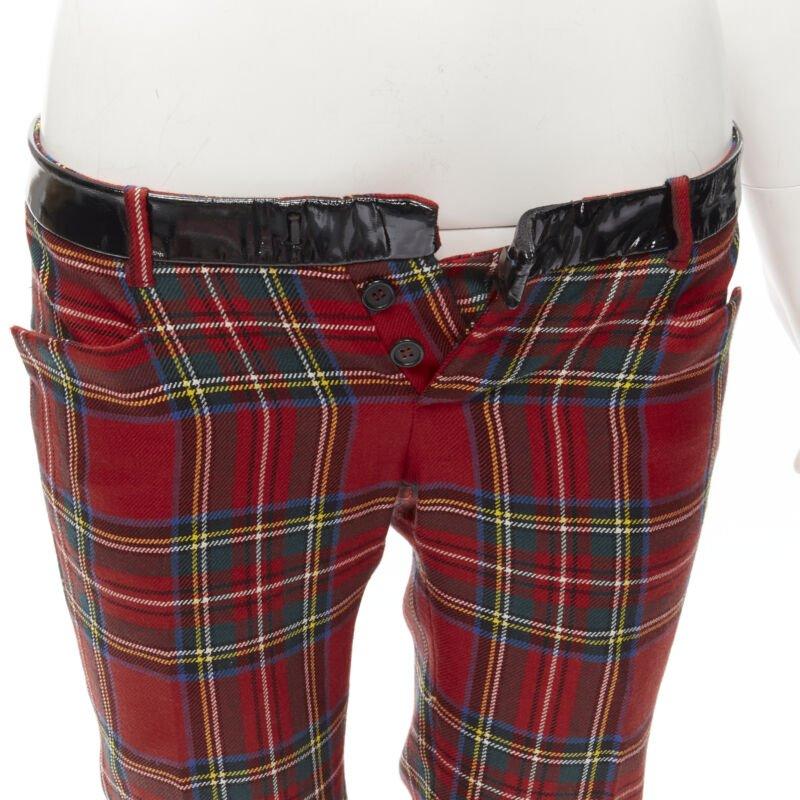 DSQUARED2 pantalón recortado de cuadros escoceses rojos con ribete de charol IT40 S en venta 2
