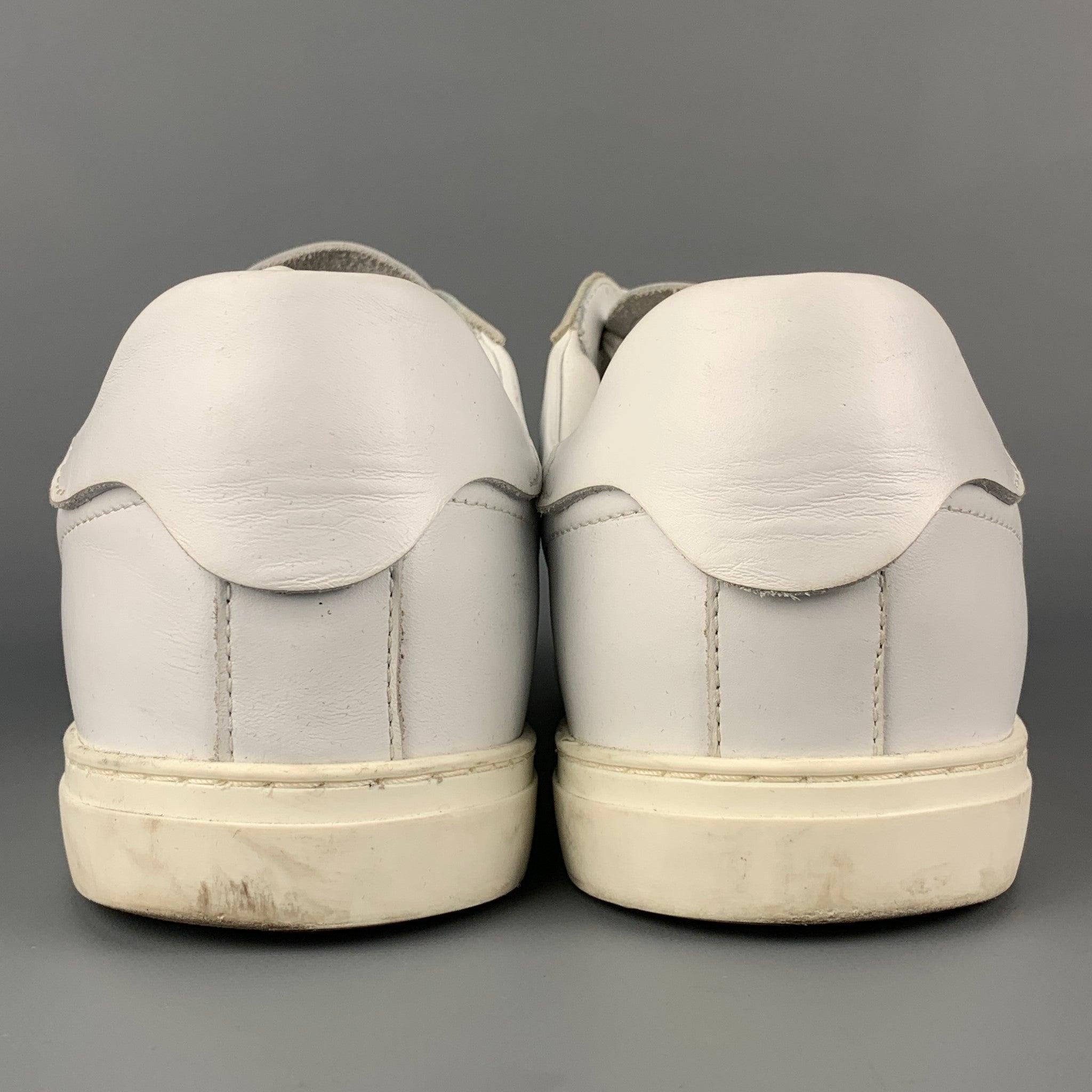 DSQUARED2 Size 10.5 White Leather Lace Up Sneakers For Sale 1