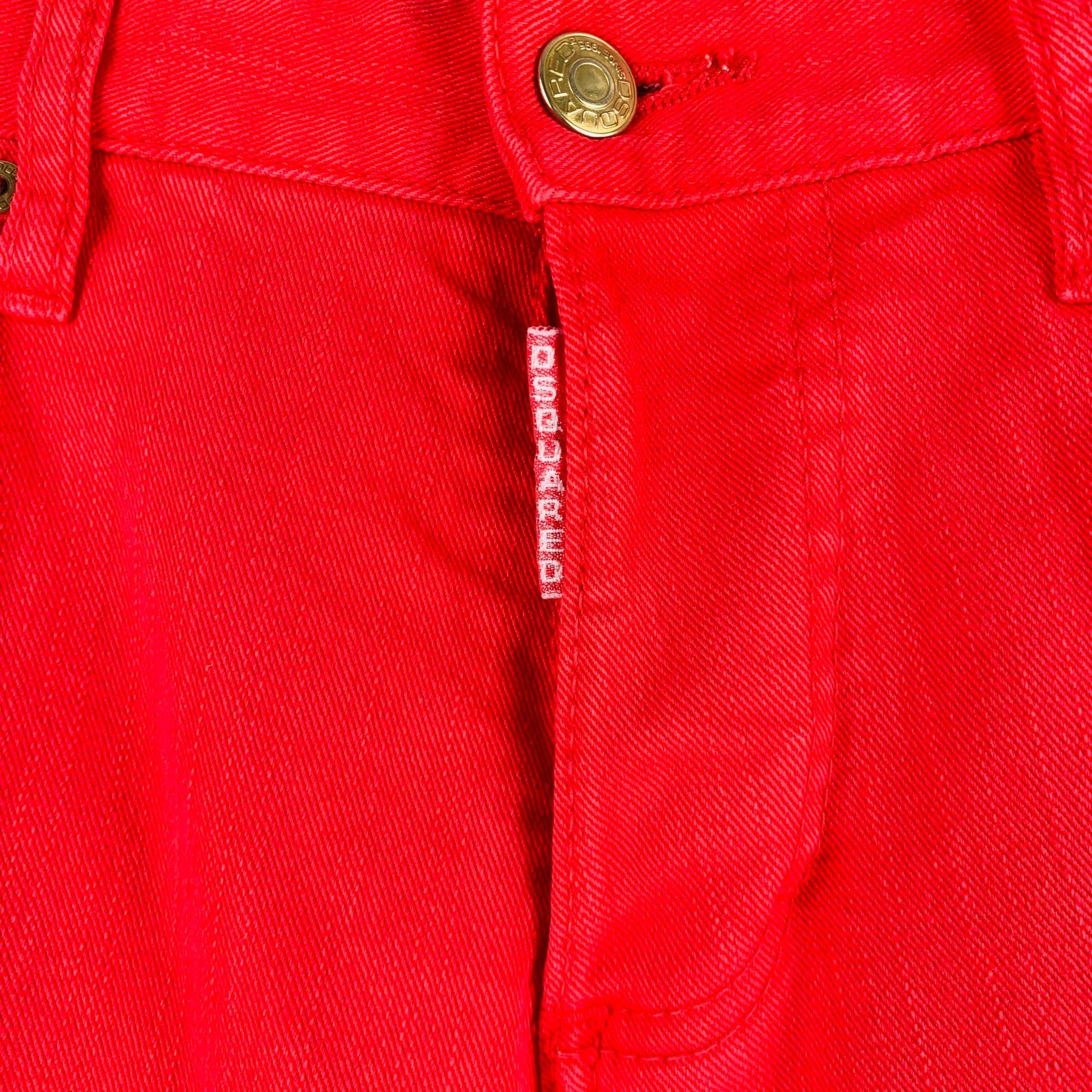 DSQUARED2 Size 32 Red Cotton Elastane Button Fly Jeans In Good Condition For Sale In San Francisco, CA
