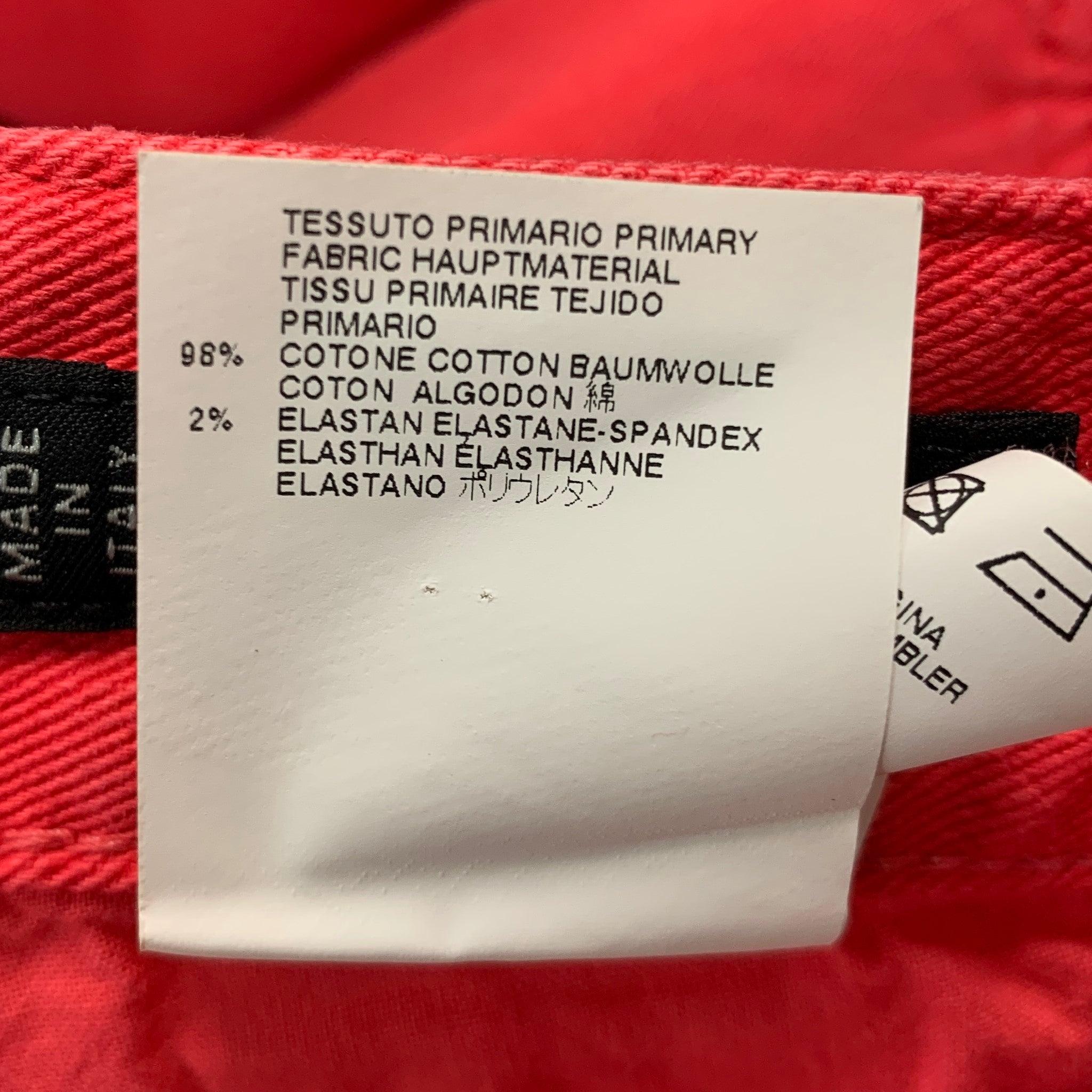 DSQUARED2 - Jean à boutons en coton élastique rouge, taille 32 en vente 4
