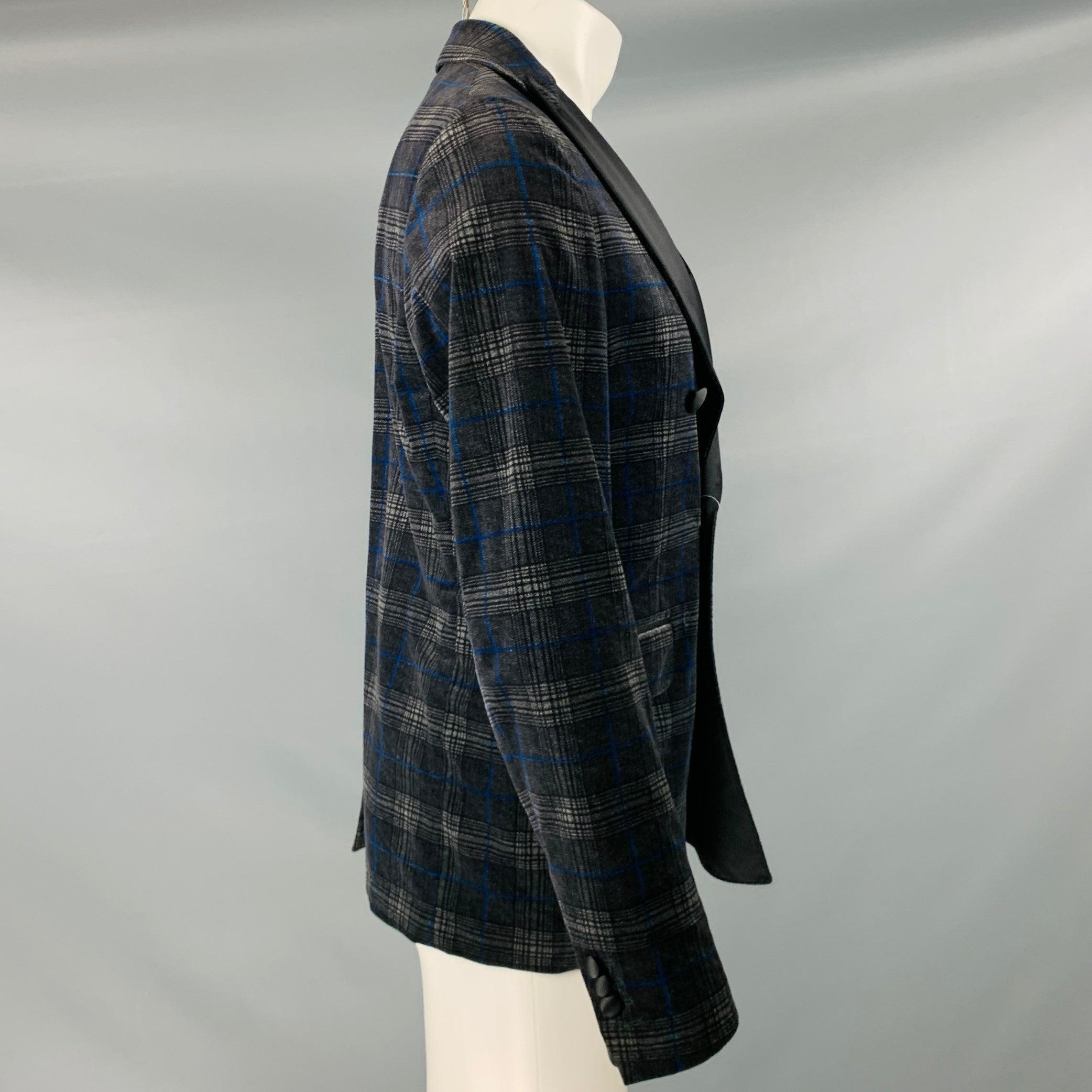 DSQUARED2 Size 40 Black Grey Plaid Cotton Blend Peak Lapel Sport Coat In Excellent Condition For Sale In San Francisco, CA