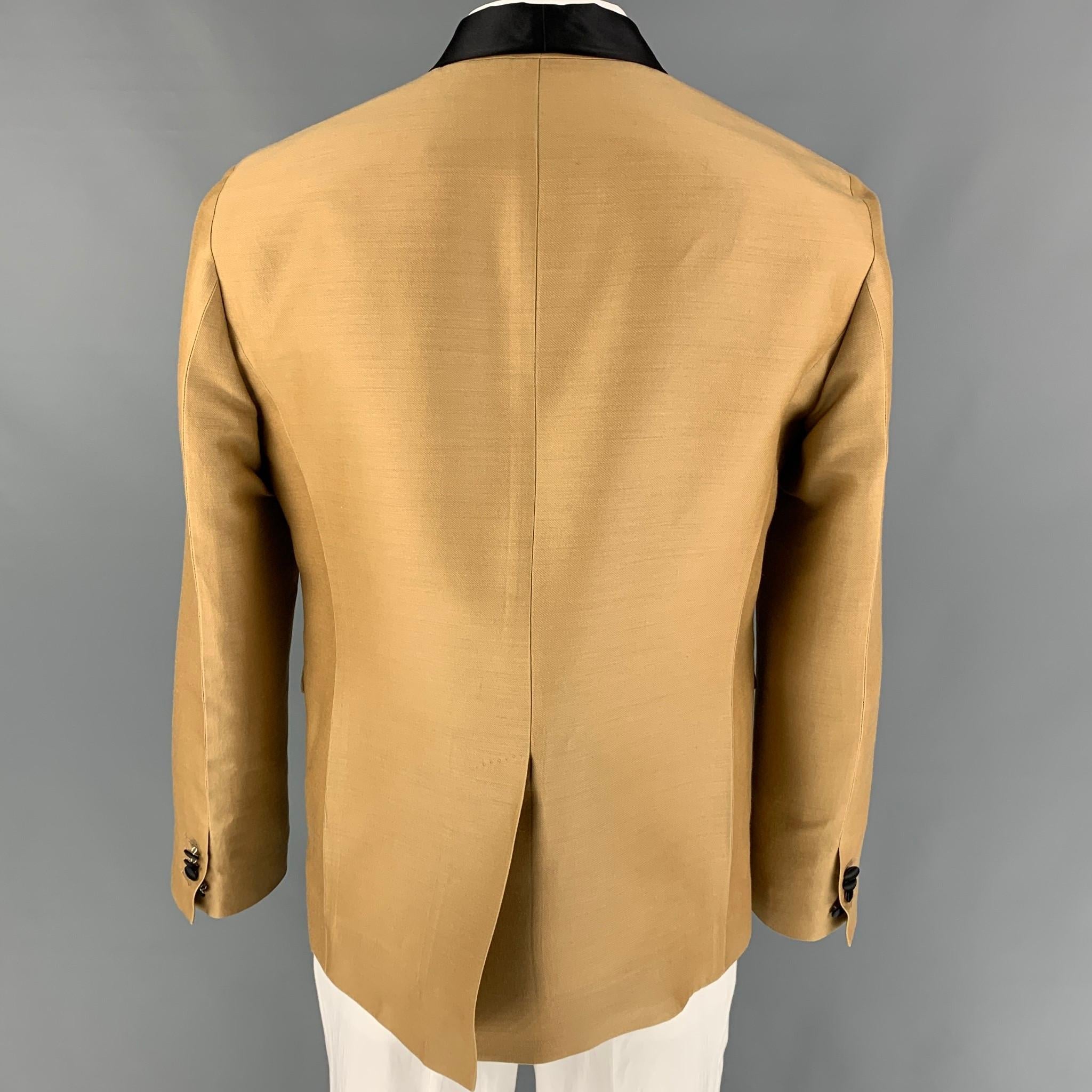 DSQUARED2 Size 46 Tan Black Wool Silk Shawl Collar Sport Coat In Good Condition In San Francisco, CA