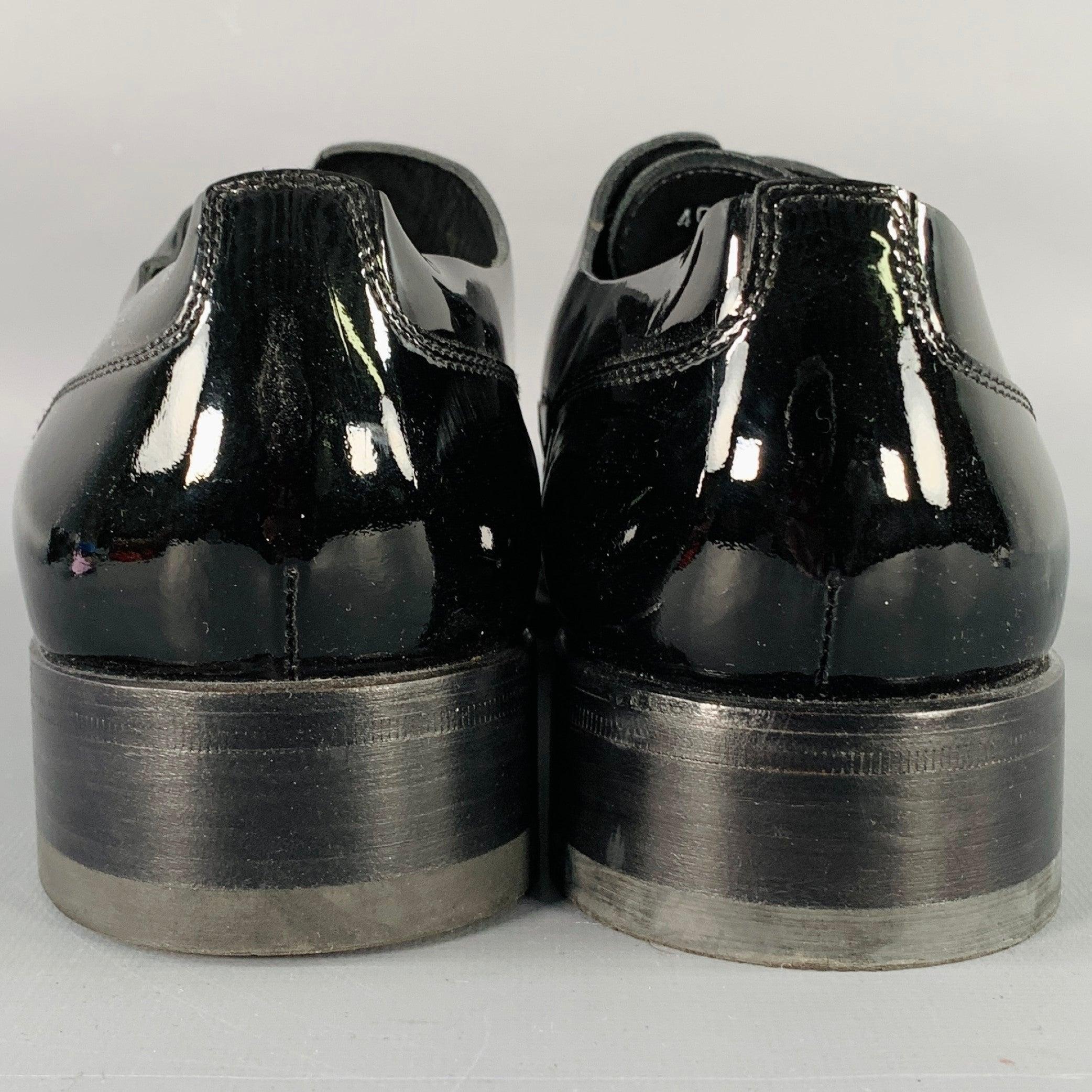 DSQUARED2 Size 7 Black Patent Leather Oxford Lace-Up Shoes In Excellent Condition For Sale In San Francisco, CA