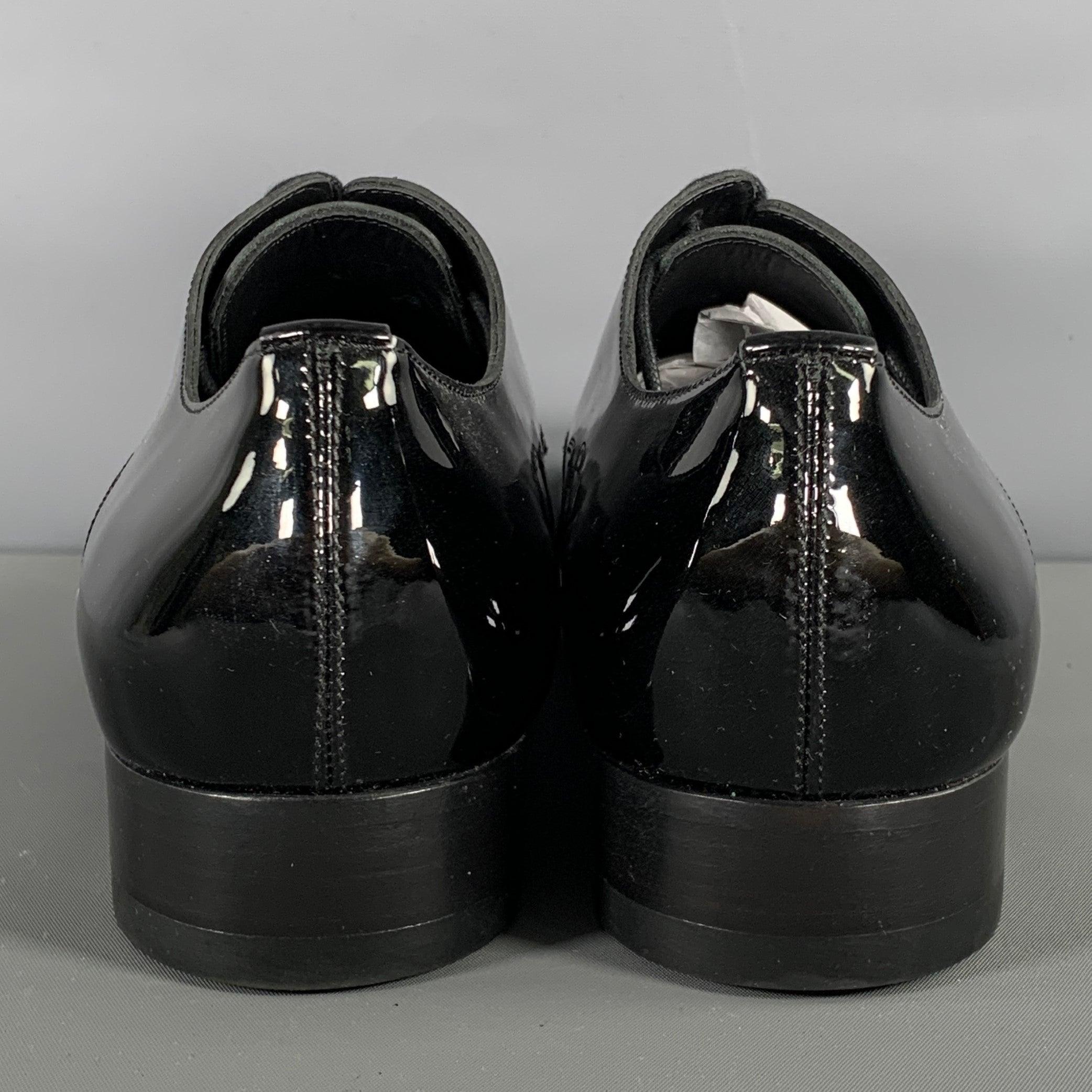 Men's DSQUARED2 Size 9.5 Black Solid Leather Lace Up Lace Up Shoes For Sale