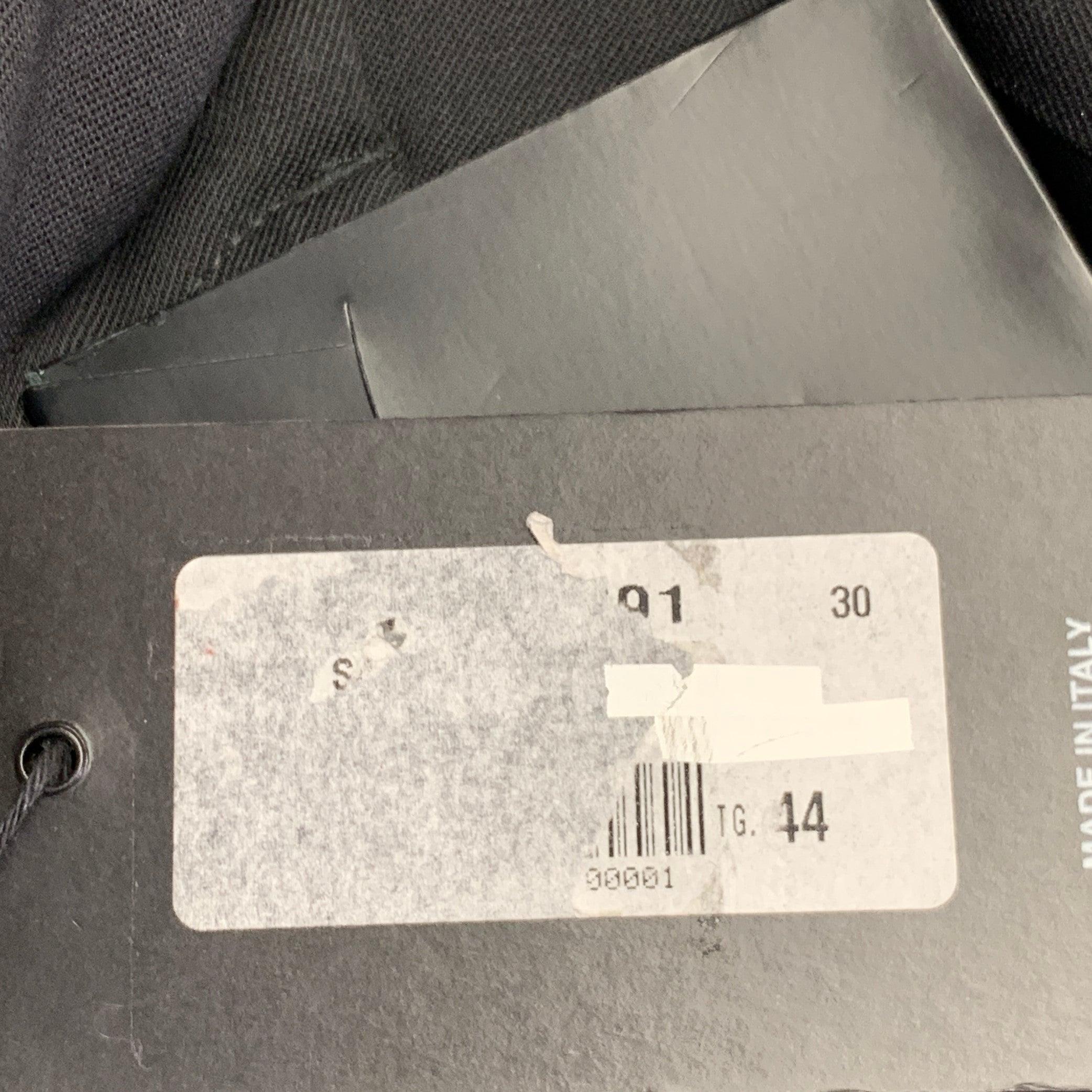 DSQUARED2 Taglia L Pantaloni da abito neri in misto lana vergine, con il fronte piatto. in vendita 3