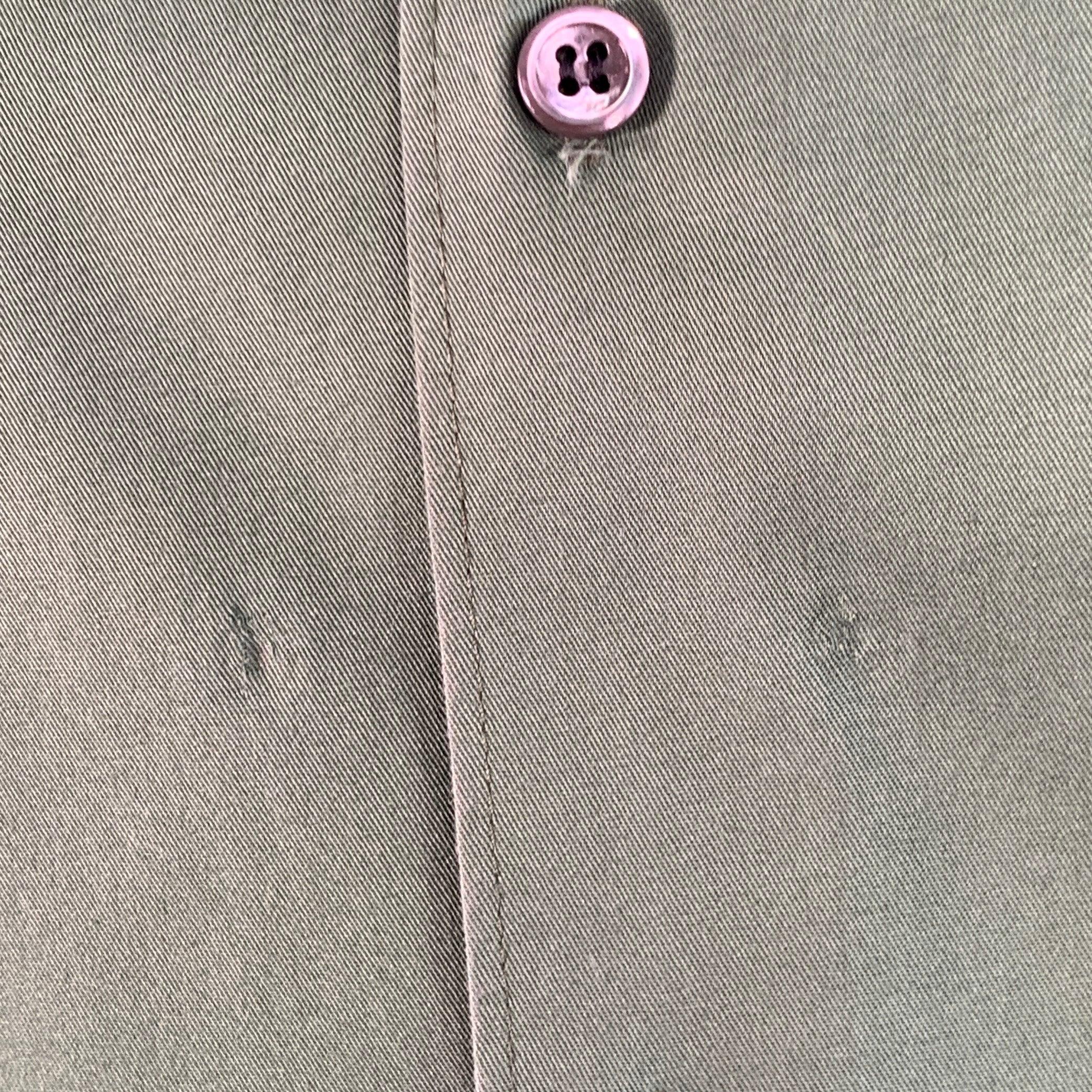 DSQUARED2 Size M Chemise à manches longues à col large en coton mélangé vert Bon état - En vente à San Francisco, CA