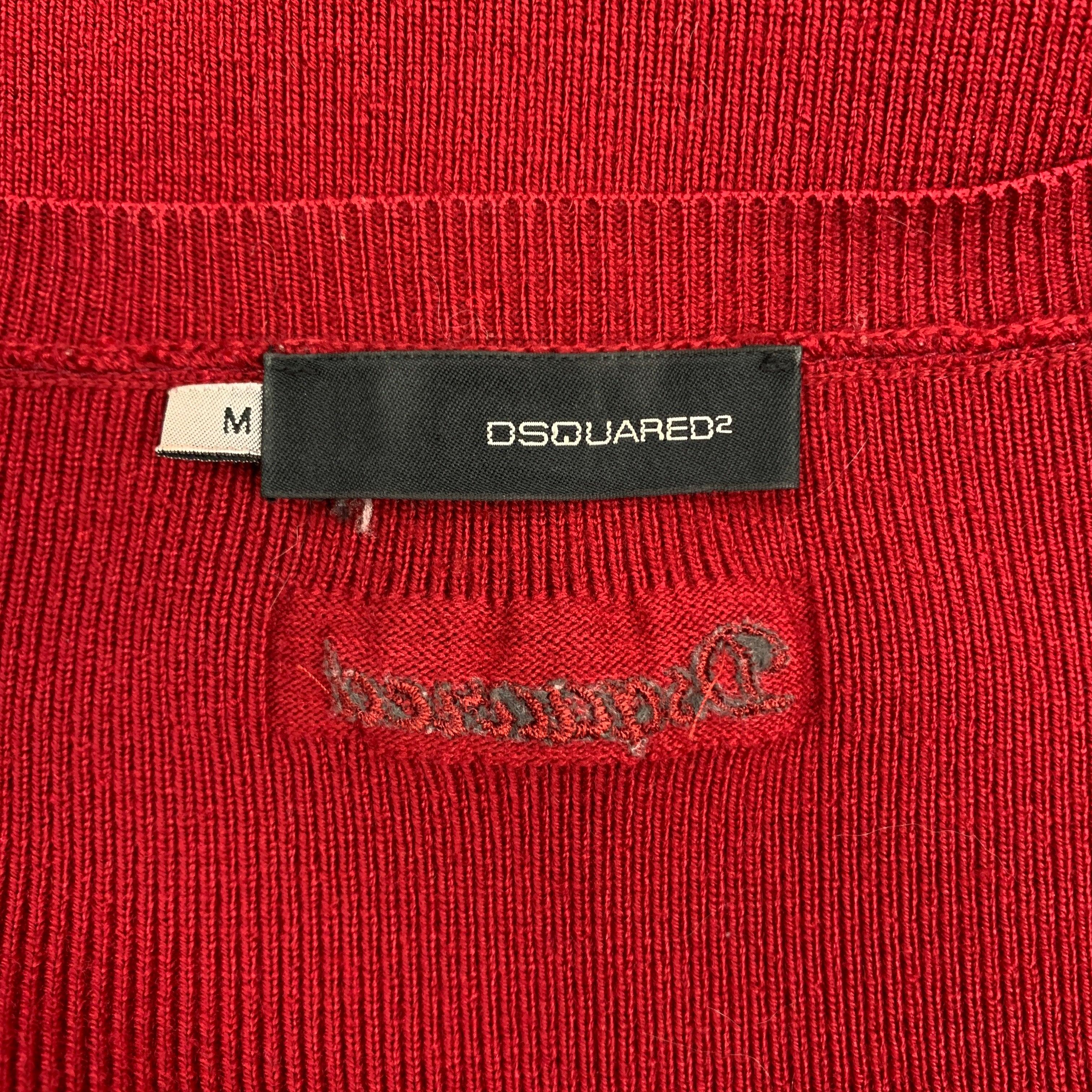 DSQUARED2 - Pull à col V profond en laine côtelée rouge, taille M en vente 1