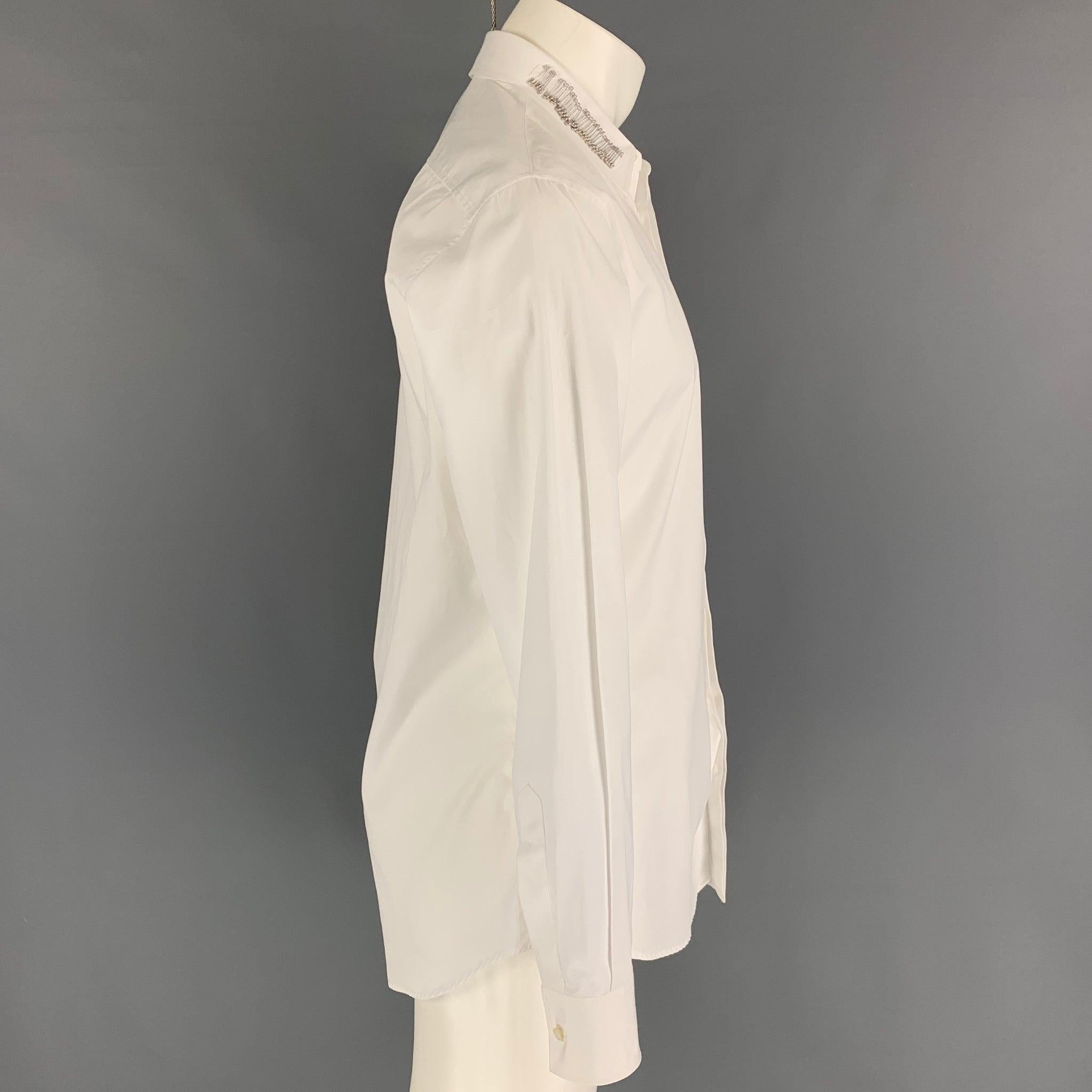 DSQUARED2 Size S White Cotton Hidden Placket Long Sleeve Shirt In Good Condition For Sale In San Francisco, CA