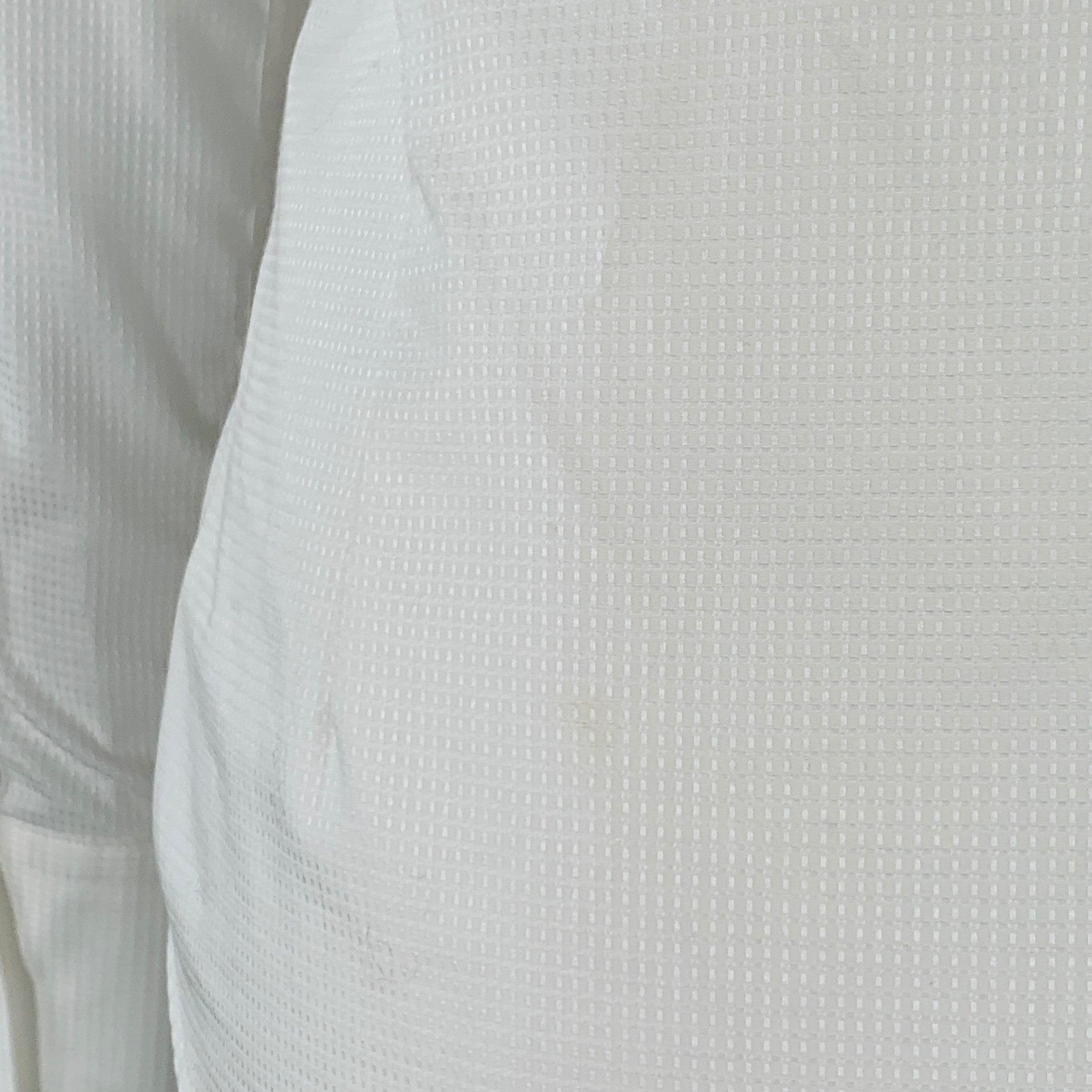 DSQUARED2 Size S White Cotton Textured Spread Collar Shirt For Sale 1