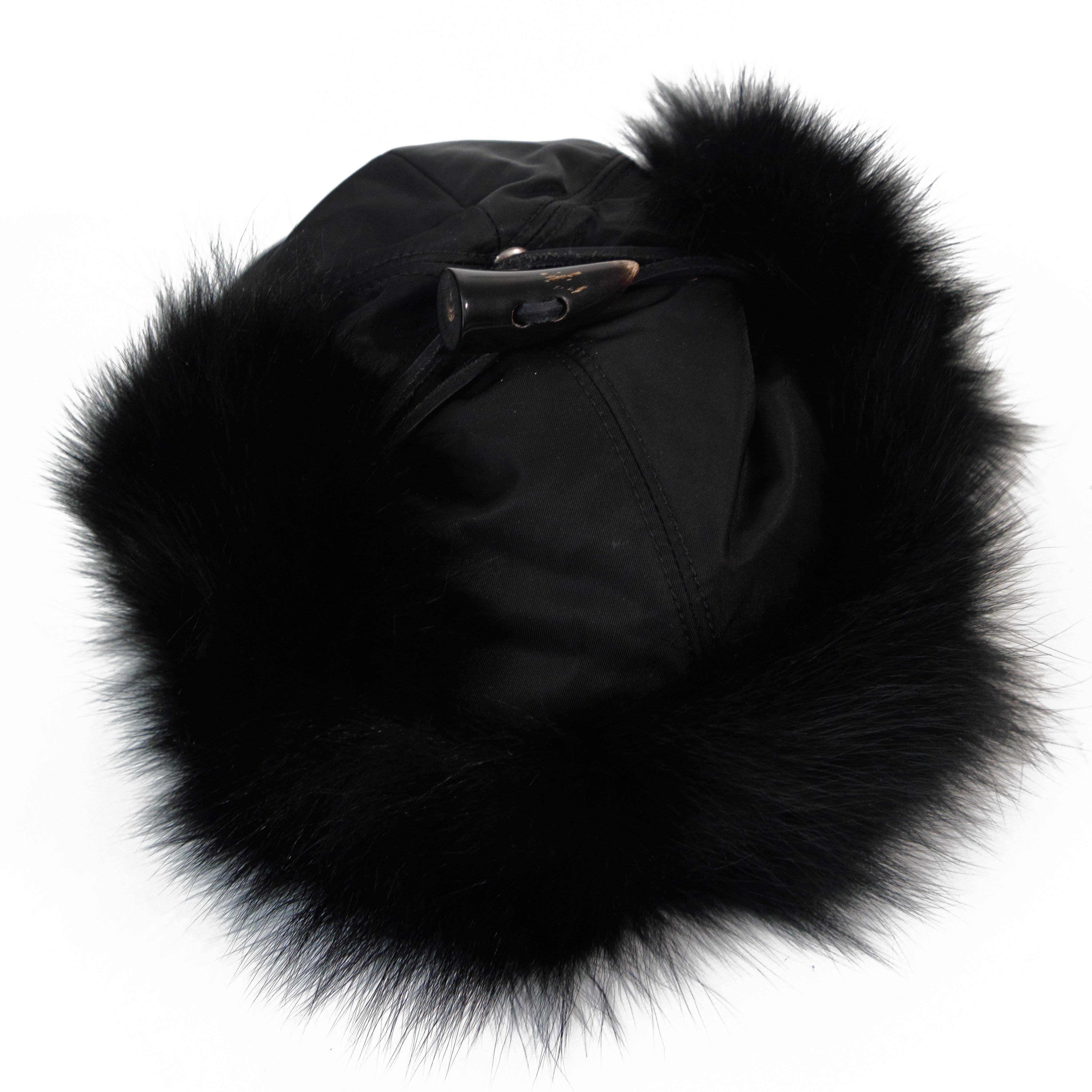 Dsquared2 St Moritz Logo Fox Fur Cap In Good Condition For Sale In London, GB