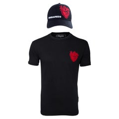 Dsquared2, T-shirt e cappellino con cuore rosso
