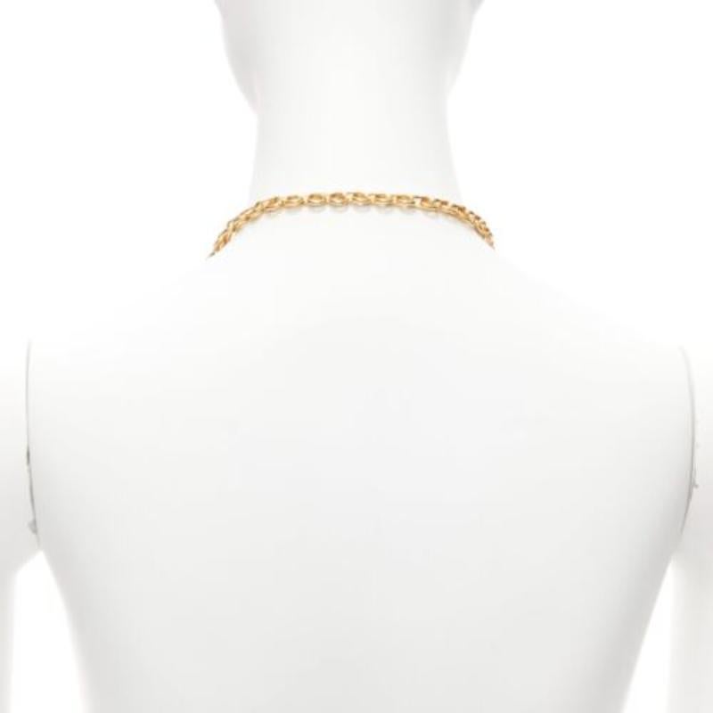 DSQUARED2 Collar rompecorazones con nombres de niño grabados en tono dorado vintage en venta 1