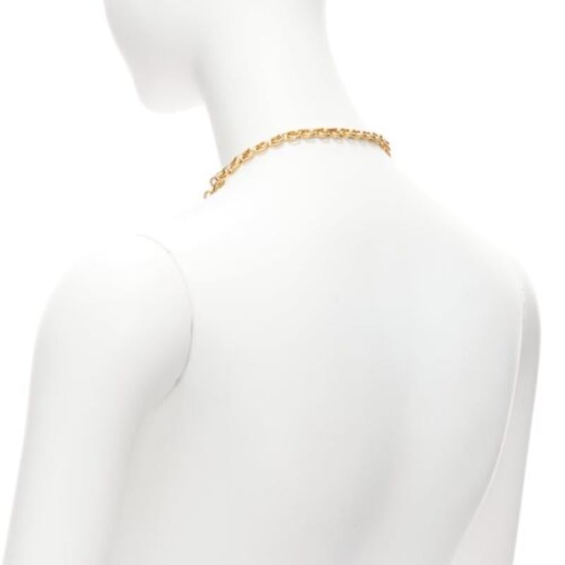 DSQUARED2 Collar rompecorazones con nombres de niño grabados en tono dorado vintage en venta 2